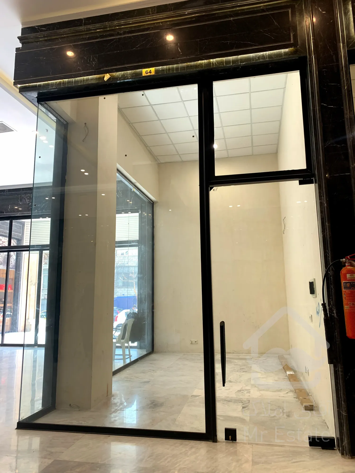 فروش واحد تجاری با شرایط استثنایی در رونیکامال هروی