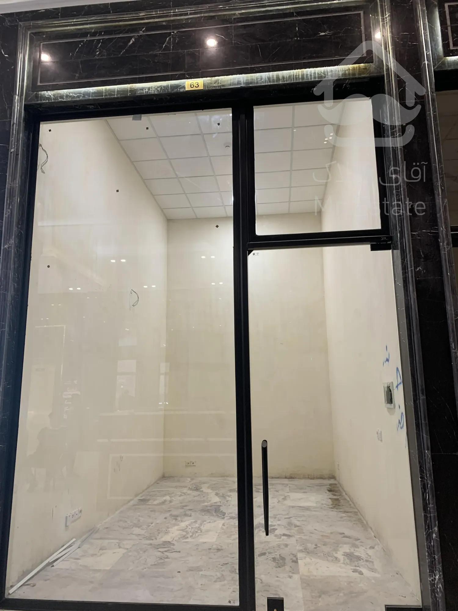 فروش مغازه لاکچری 19 متری در رونیکا مال پاسداران