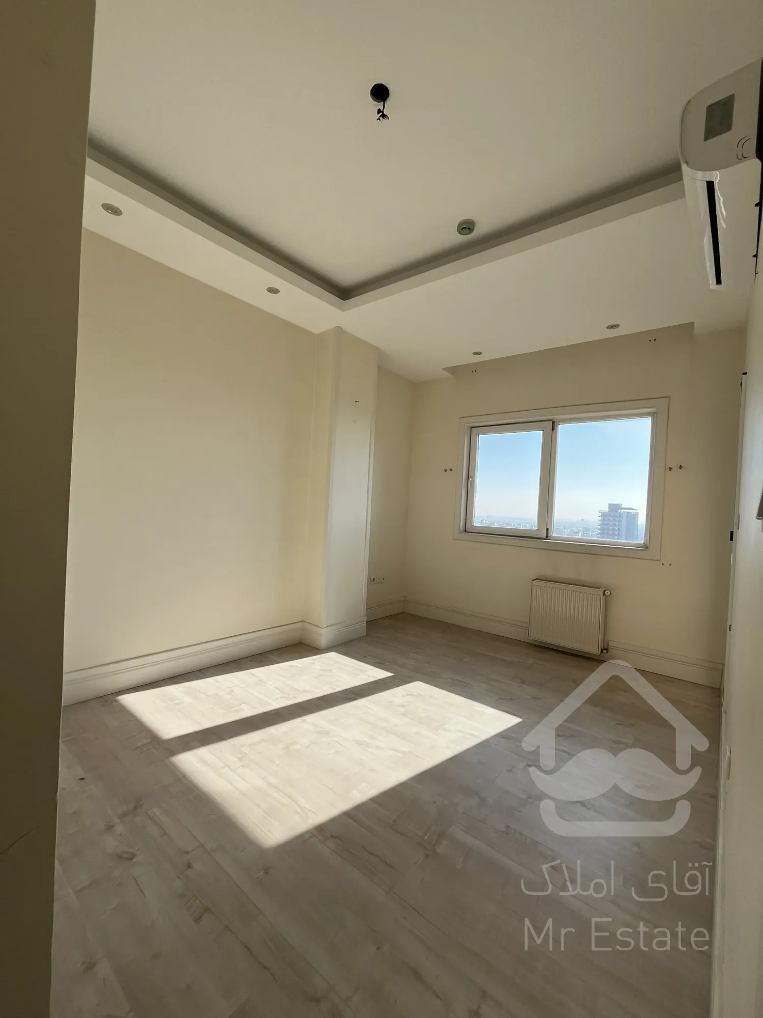 فروش برج ۲۰۰ متری با ویو ابدی دریا