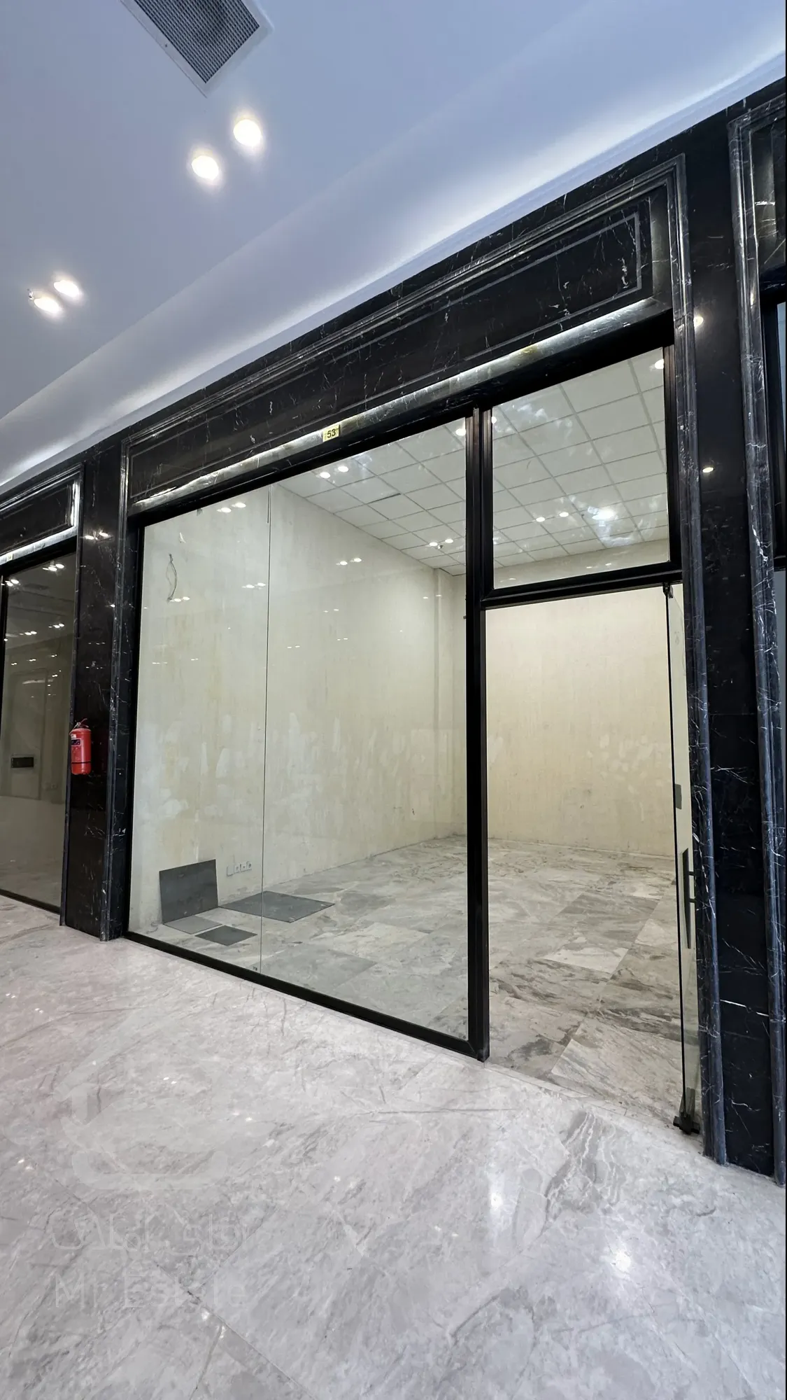 پیش فروش واحدهای تجاری در میرزابابایی با شرایط اقساط