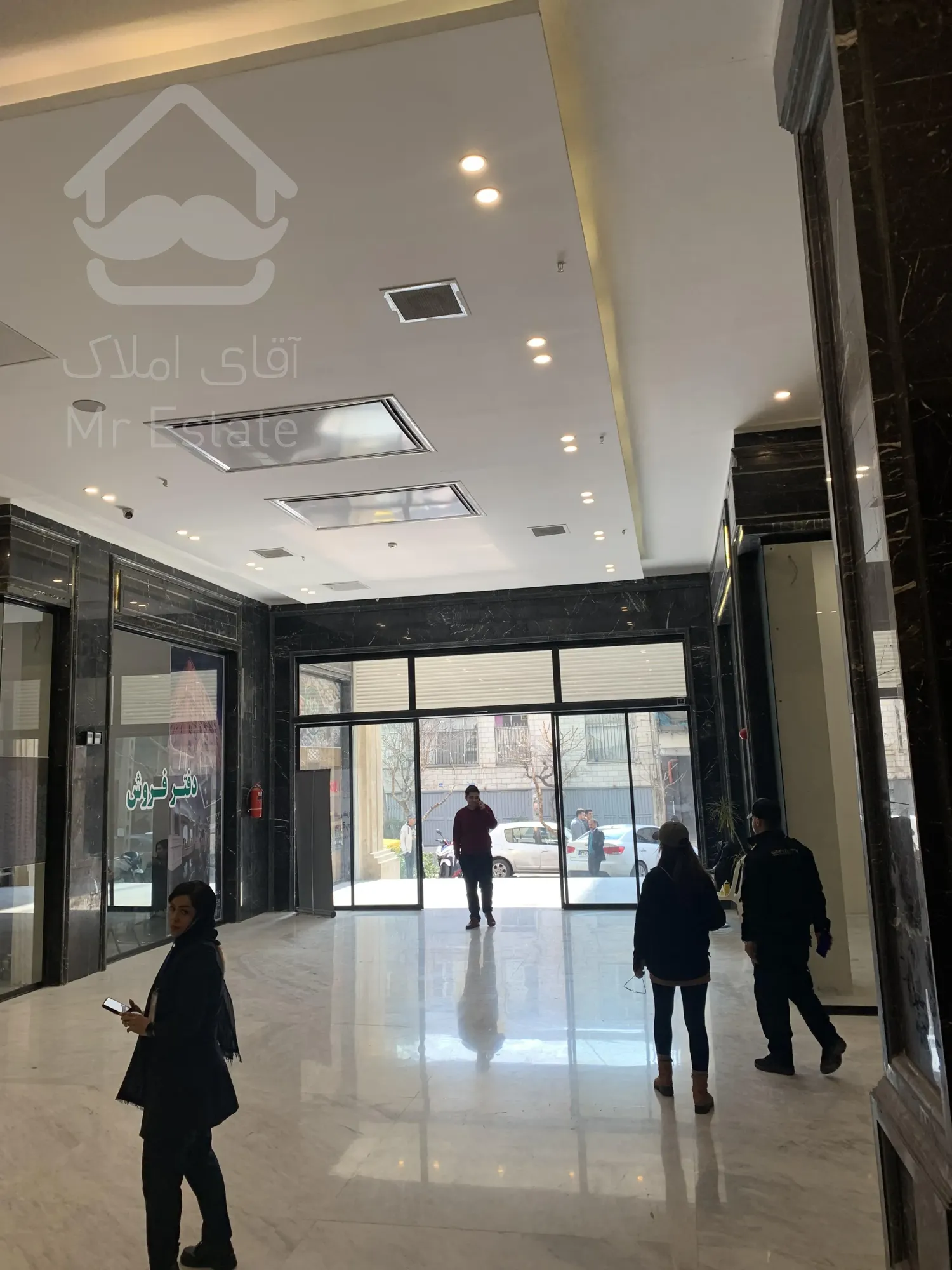 فروش واحد تجاری 19 متری با شرایط اقساط 12 ماهه