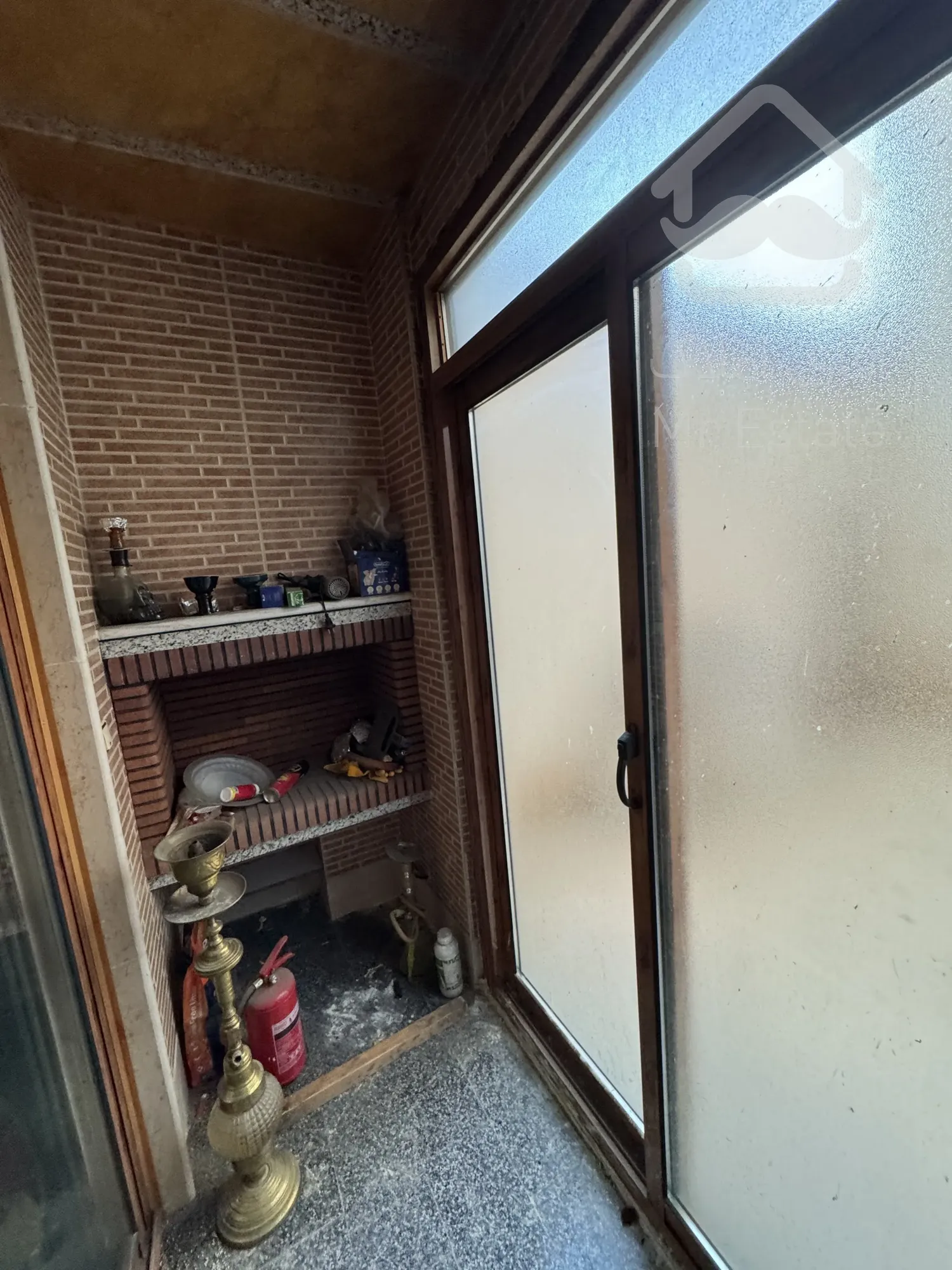 فروش آپارتمان ١٩٠ آیت کاشانی بهنام اکازیون