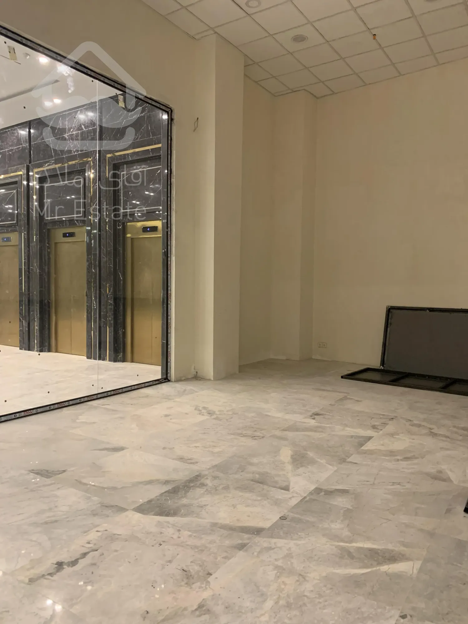 فروش مغازه 16 متر در رونیکا مال مژده