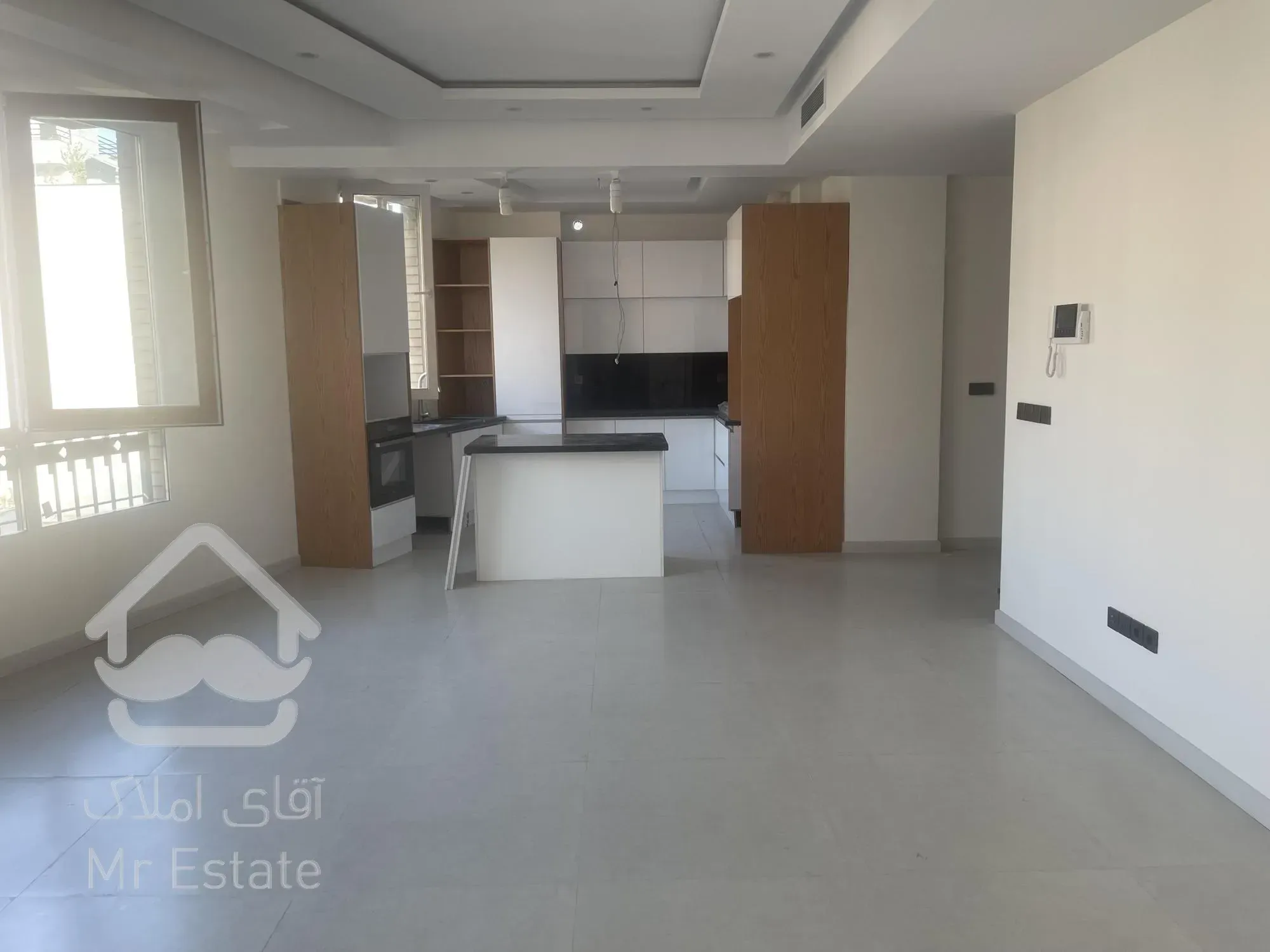 250 متر کلید نخورده در قلب دروس