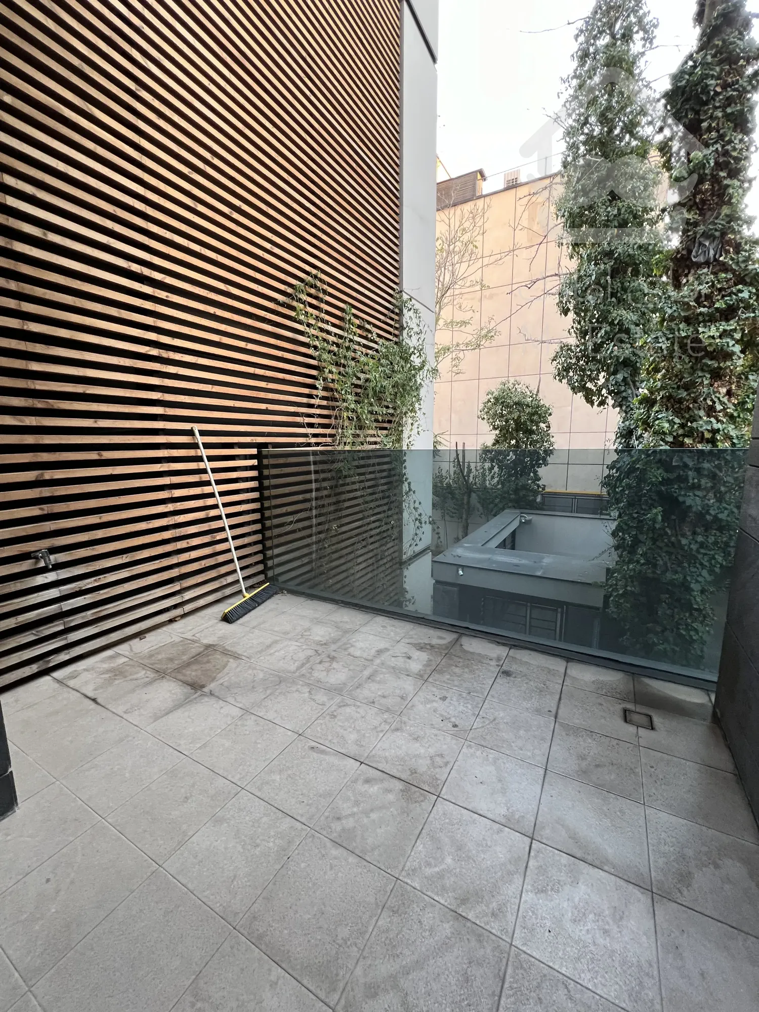 ۳۱۰ متر/مدرن/دوبلکس/فول مشاعات