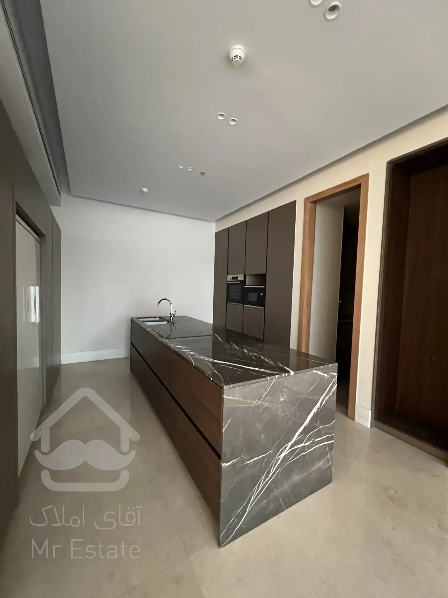 ۳۱۰ متر/مدرن/دوبلکس/فول مشاعات