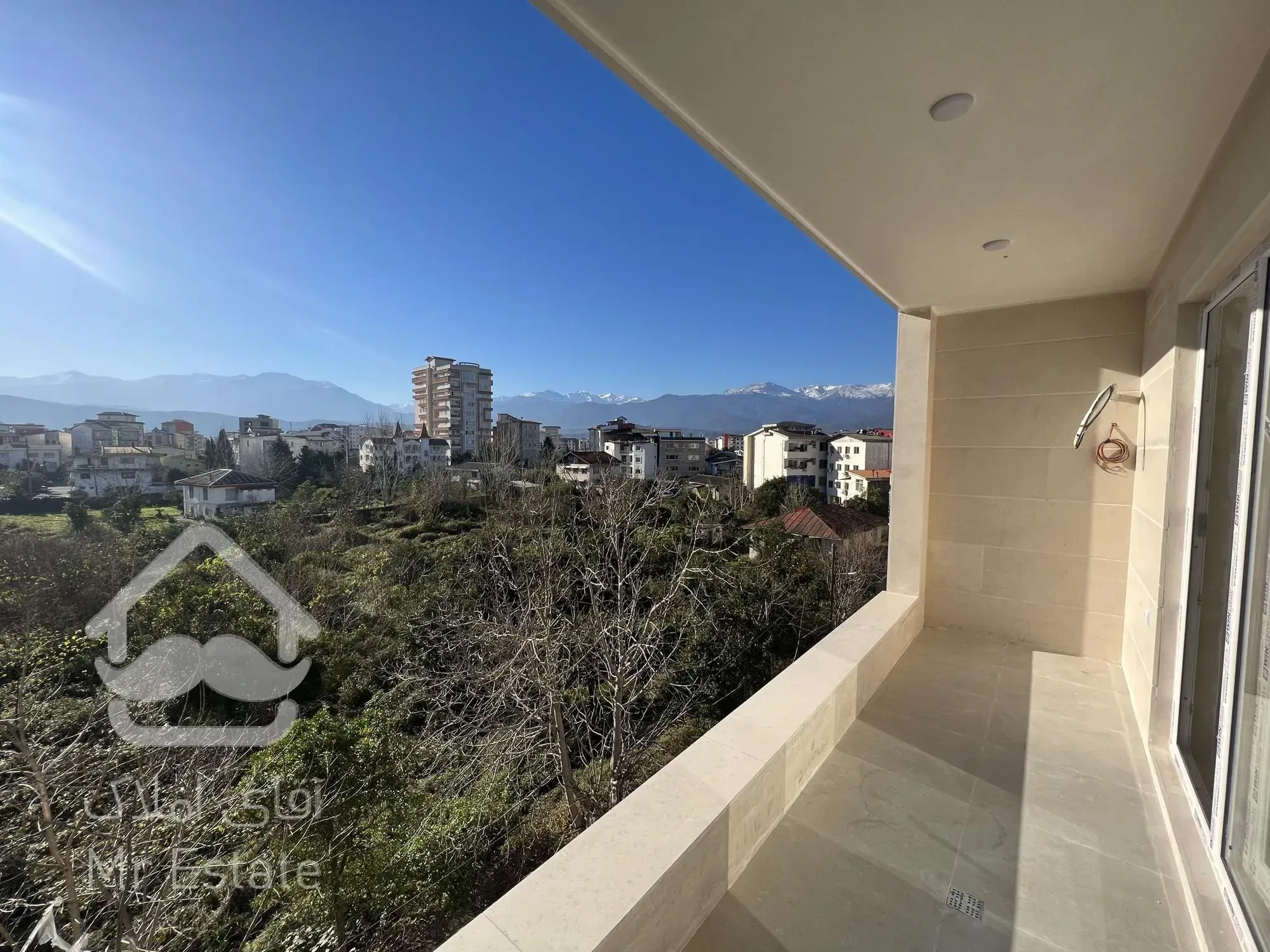 خرید آپارتمان دو خوابه تنکابن نوساز ۱۱۲ متر