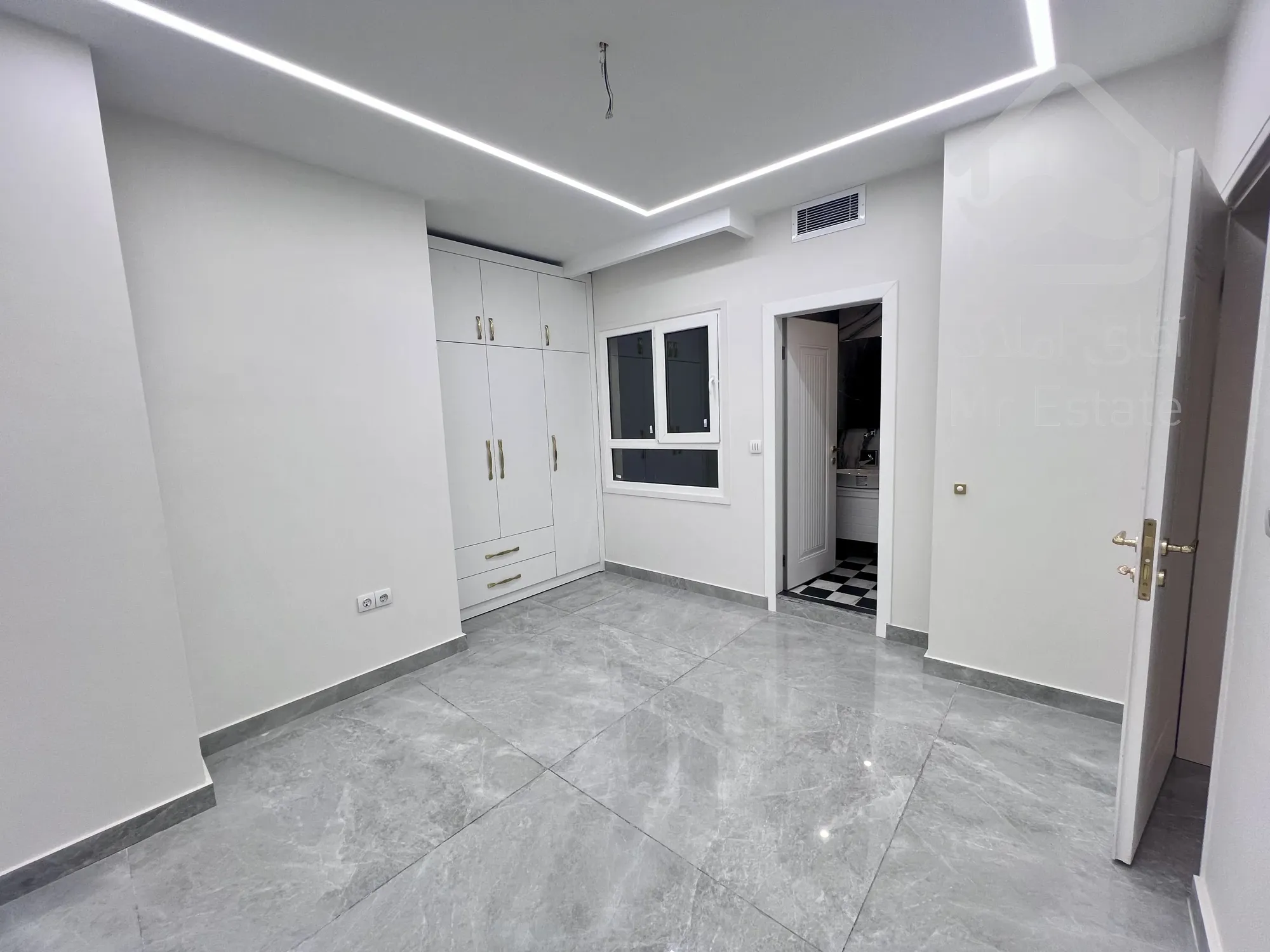 فروش آپارتمان ۱۳۸متری ۲پارکینگ* در سازمان برنامه مرکزی