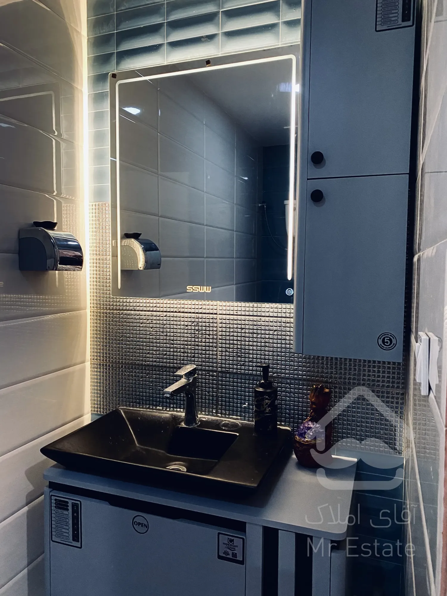 فرو آپارتمان ۱۲۰متر۲ خواب سند تکبرگ دریاچه کوهک ویو دریاچه و کل شهر فول دیزاین