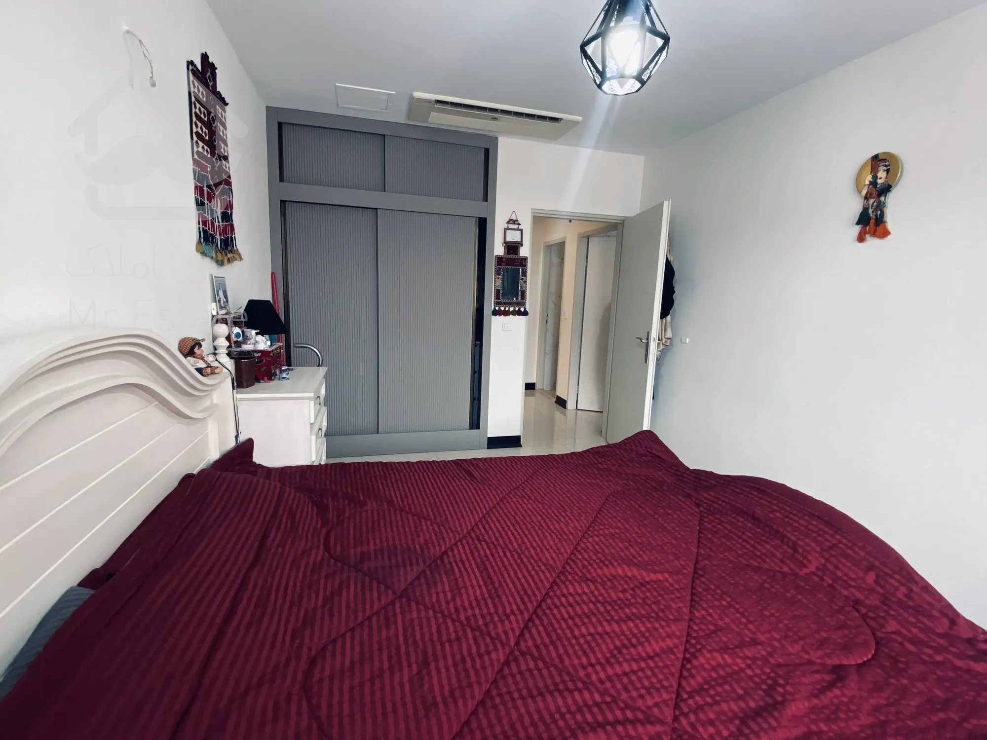 فرو آپارتمان ۱۲۰متر۲ خواب سند تکبرگ دریاچه کوهک ویو دریاچه و کل شهر فول دیزاین