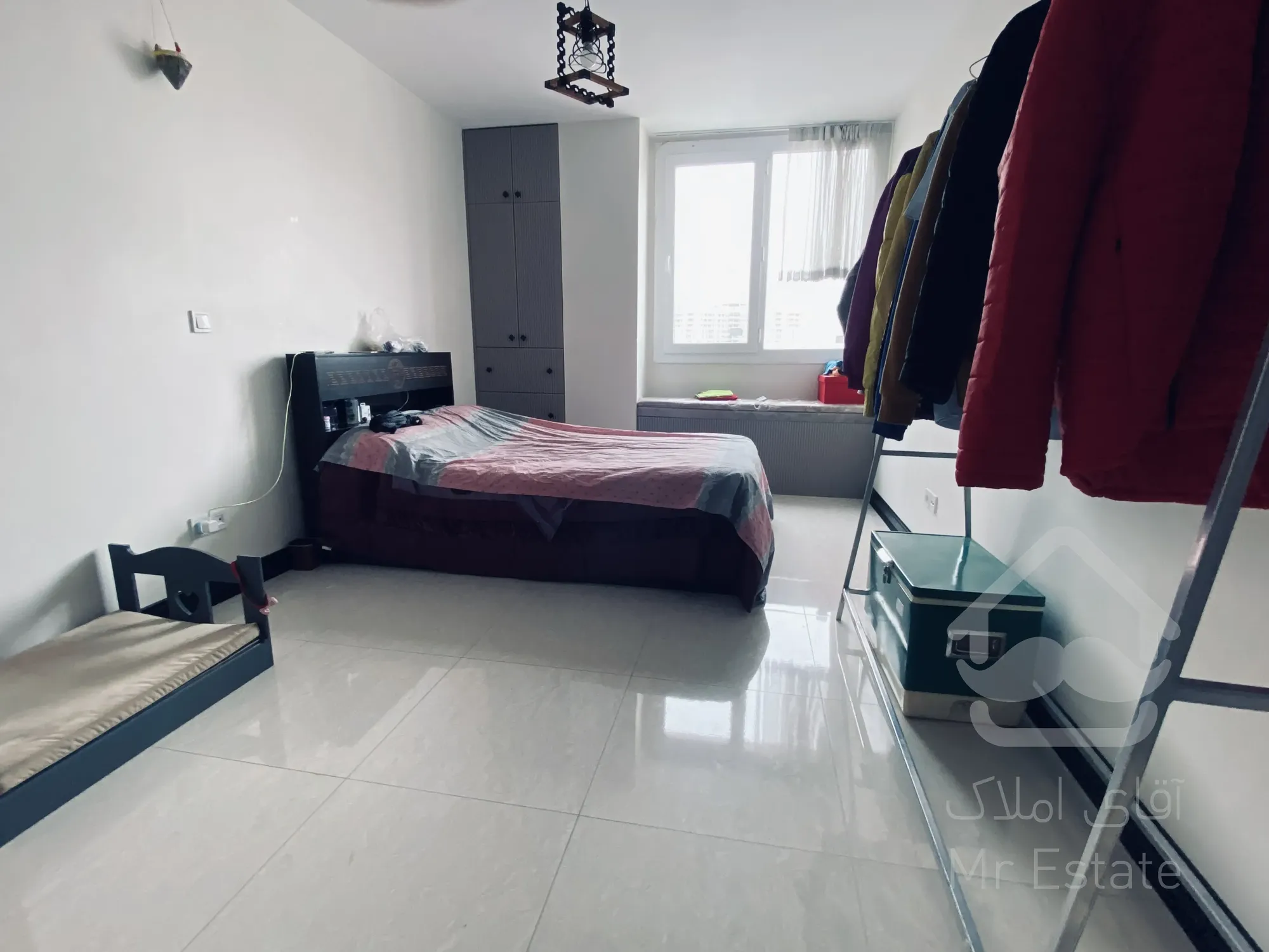 فرو آپارتمان ۱۲۰متر۲ خواب سند تکبرگ دریاچه کوهک ویو دریاچه و کل شهر فول دیزاین