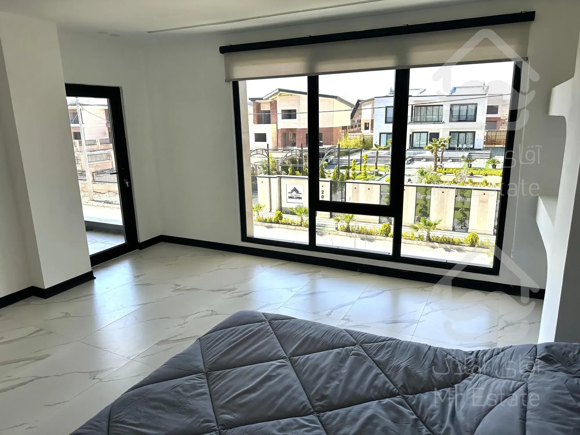 1350 متر ویلا دوبلکس مدرن لوکس شهرک خانه تهران پرندک