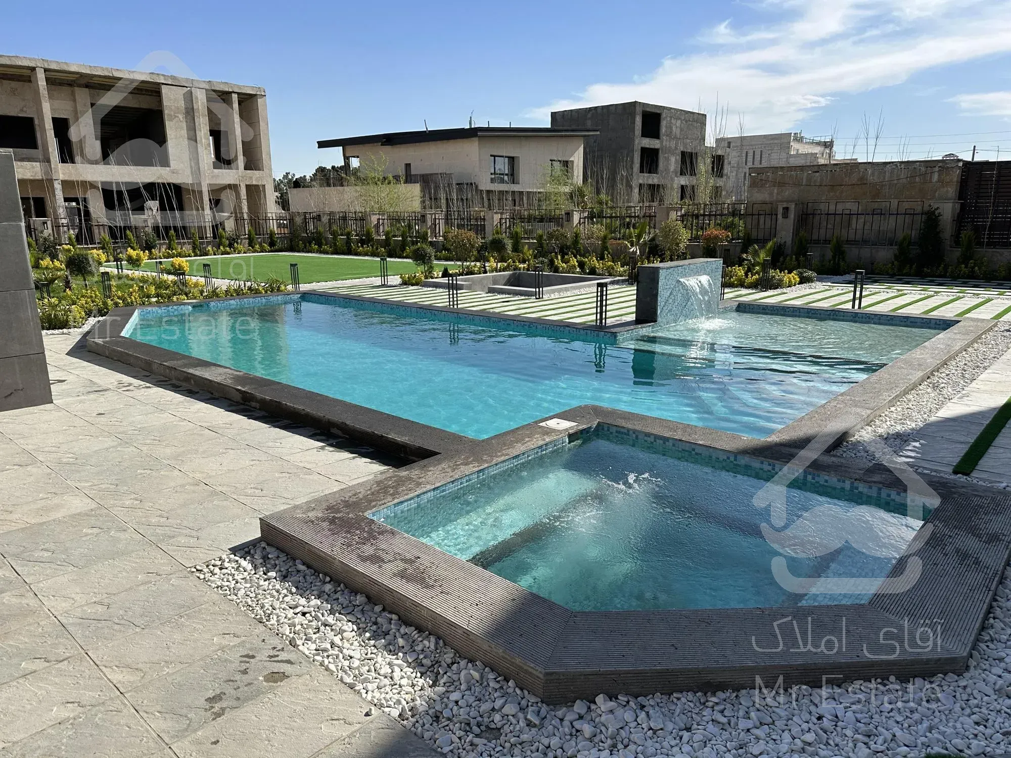 1350 متر ویلا دوبلکس مدرن لوکس شهرک خانه تهران پرندک