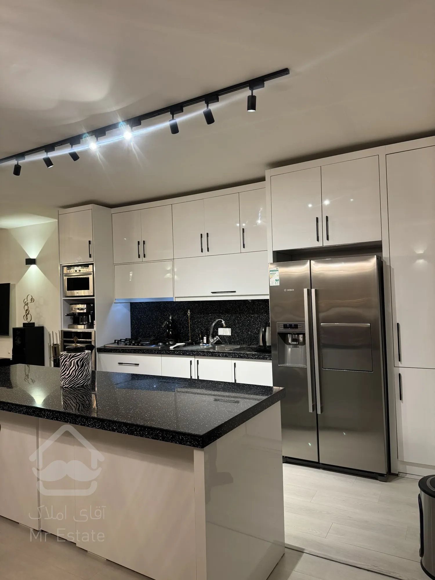 آپارتمان شیک بازسازی شده