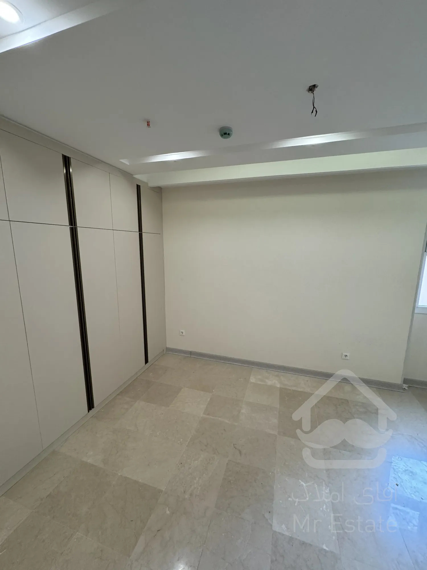 اجاره آپارتمان ١۶۵ متری سه خواب لاکچری فردوس غرب