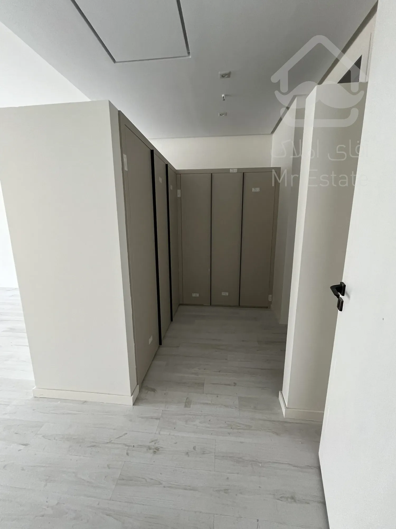 فروش آپارتمان ۳۳۰ متر نوساز نیاوران