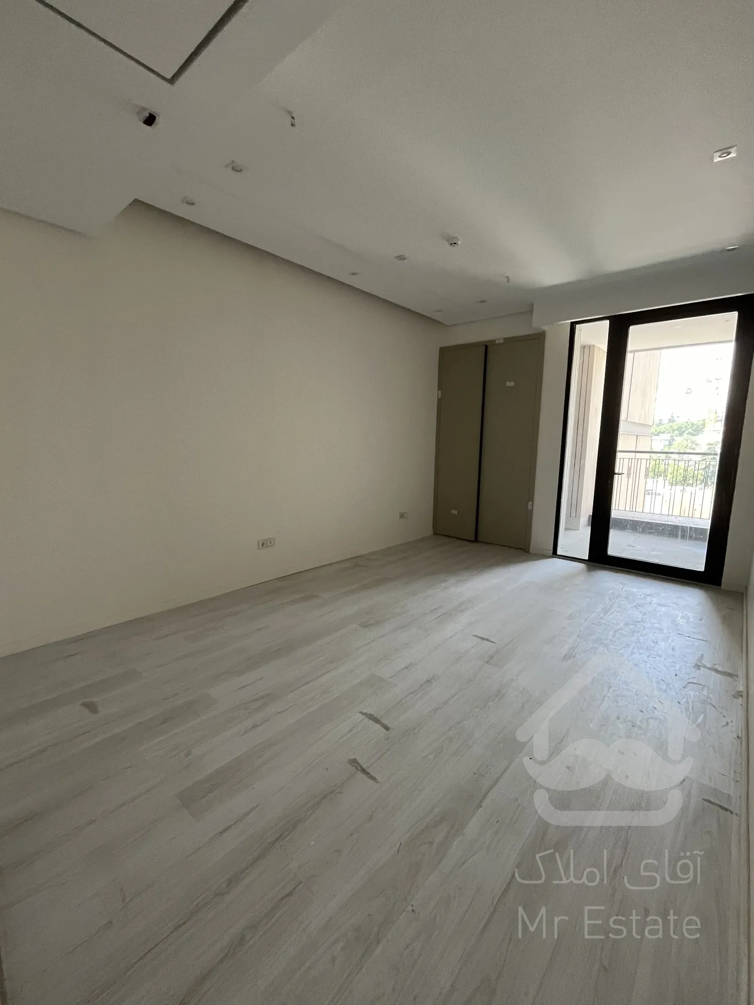 فروش آپارتمان ۳۳۰ متر نوساز نیاوران