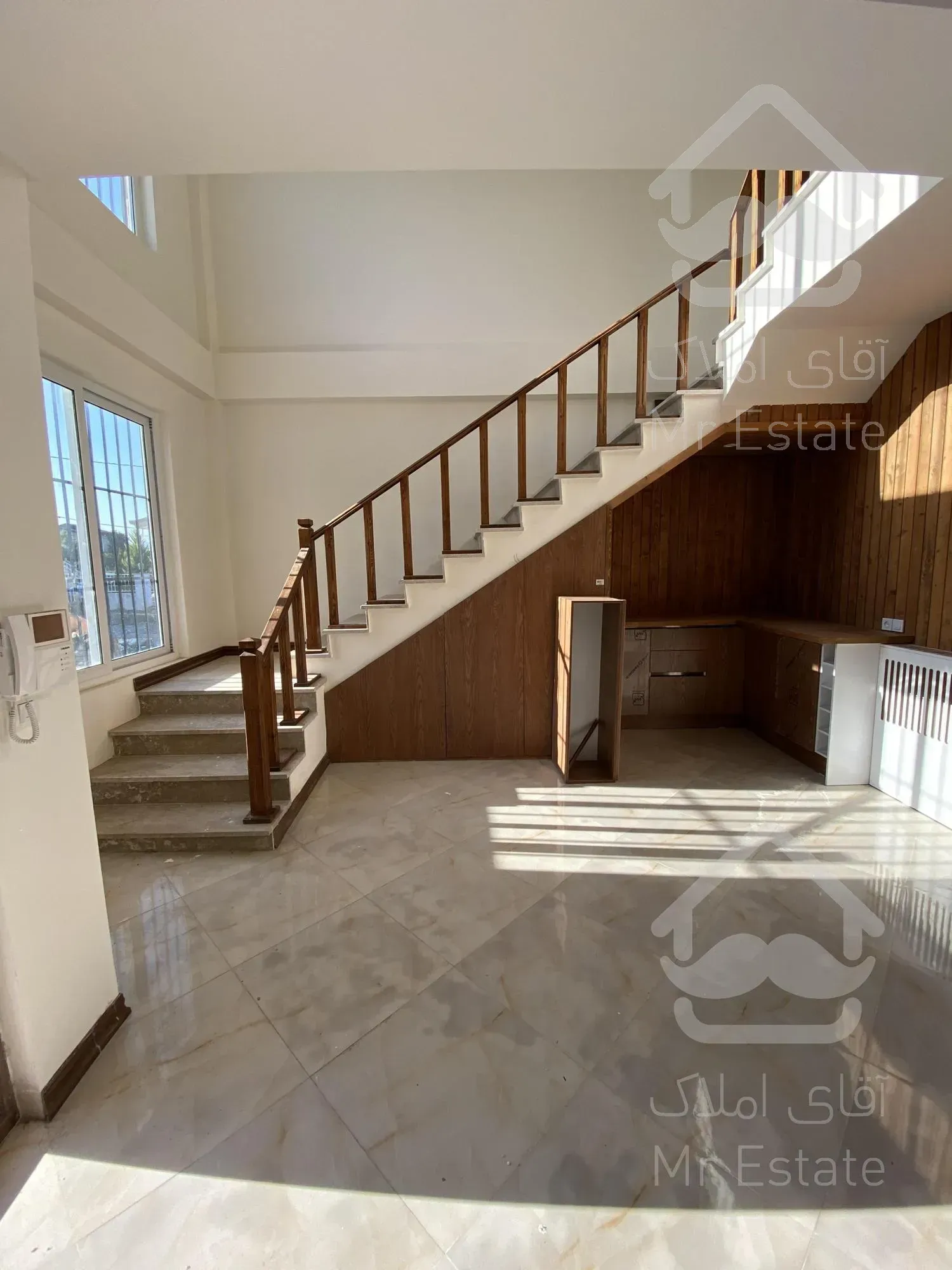 ۱۷۰ متر ویلا نوساز / شهرکی