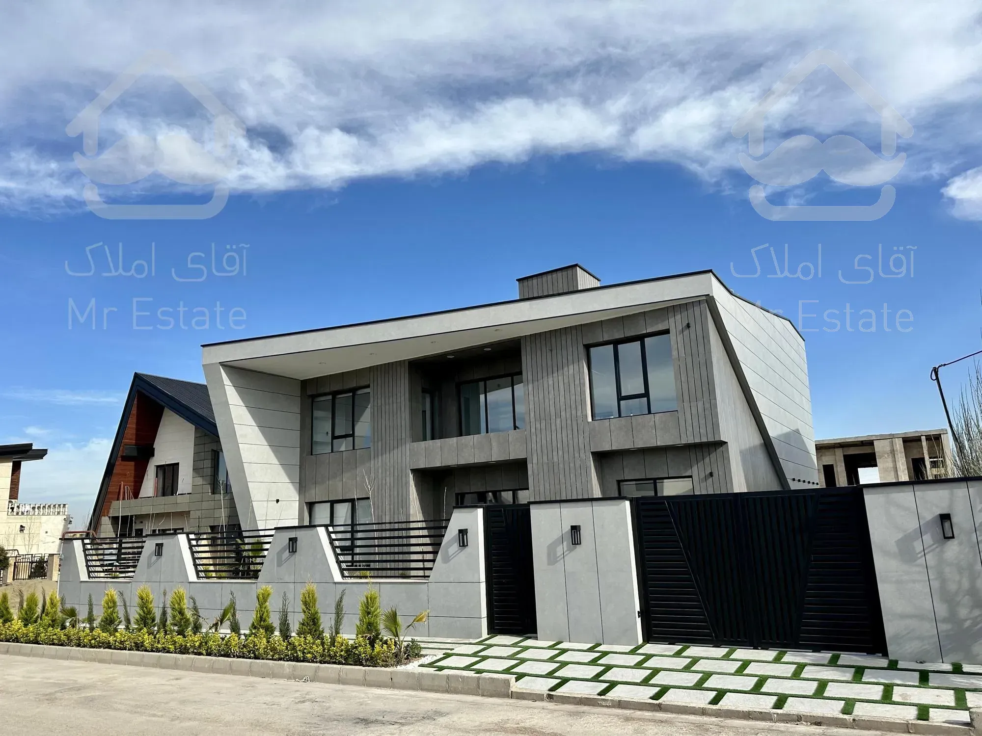 1350 متر ویلا دوبلکس مدرن لوکس شهرک خانه تهران پرندک