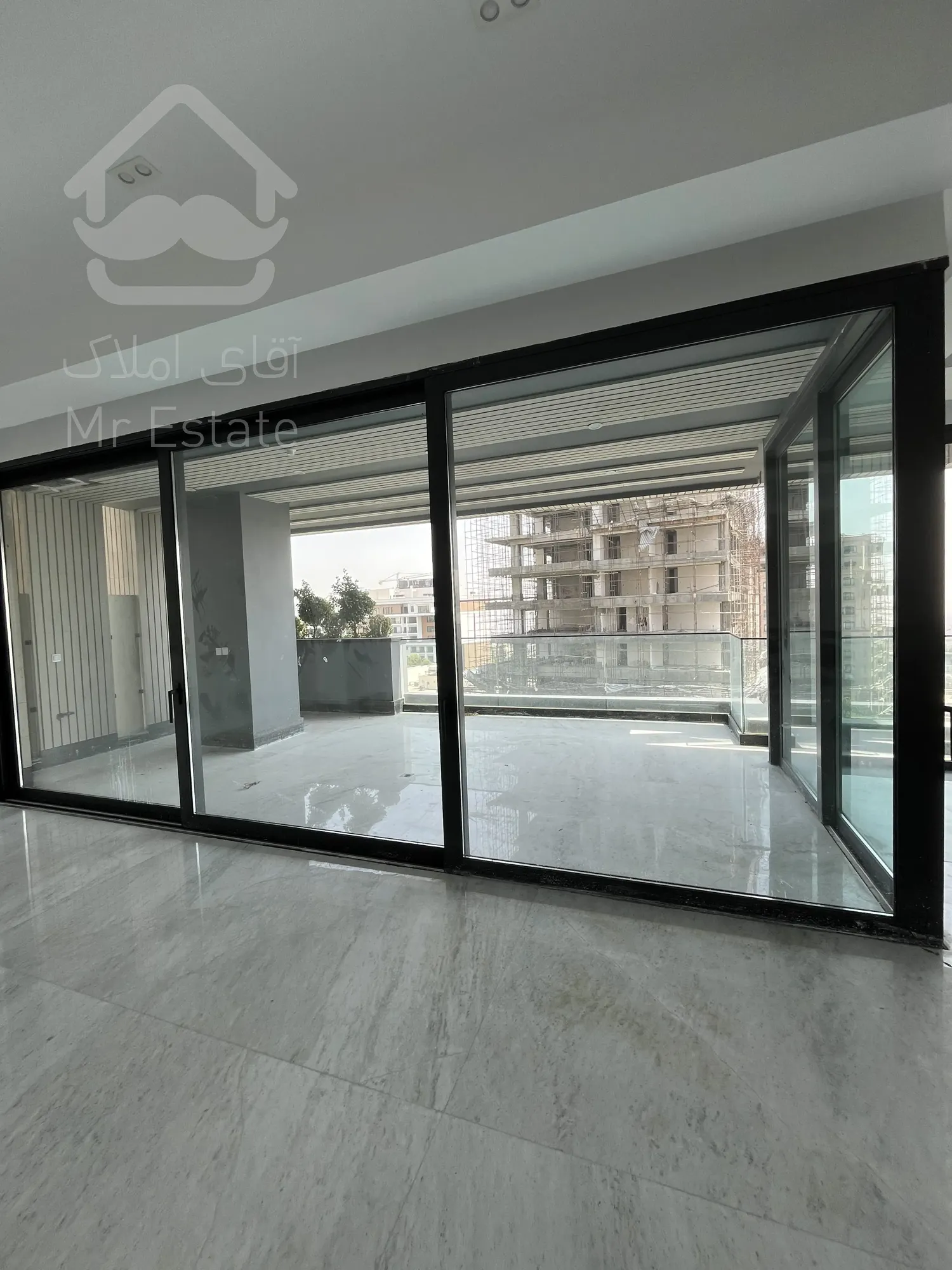 فروش آپارتمان ۳۳۰ متر نوساز نیاوران