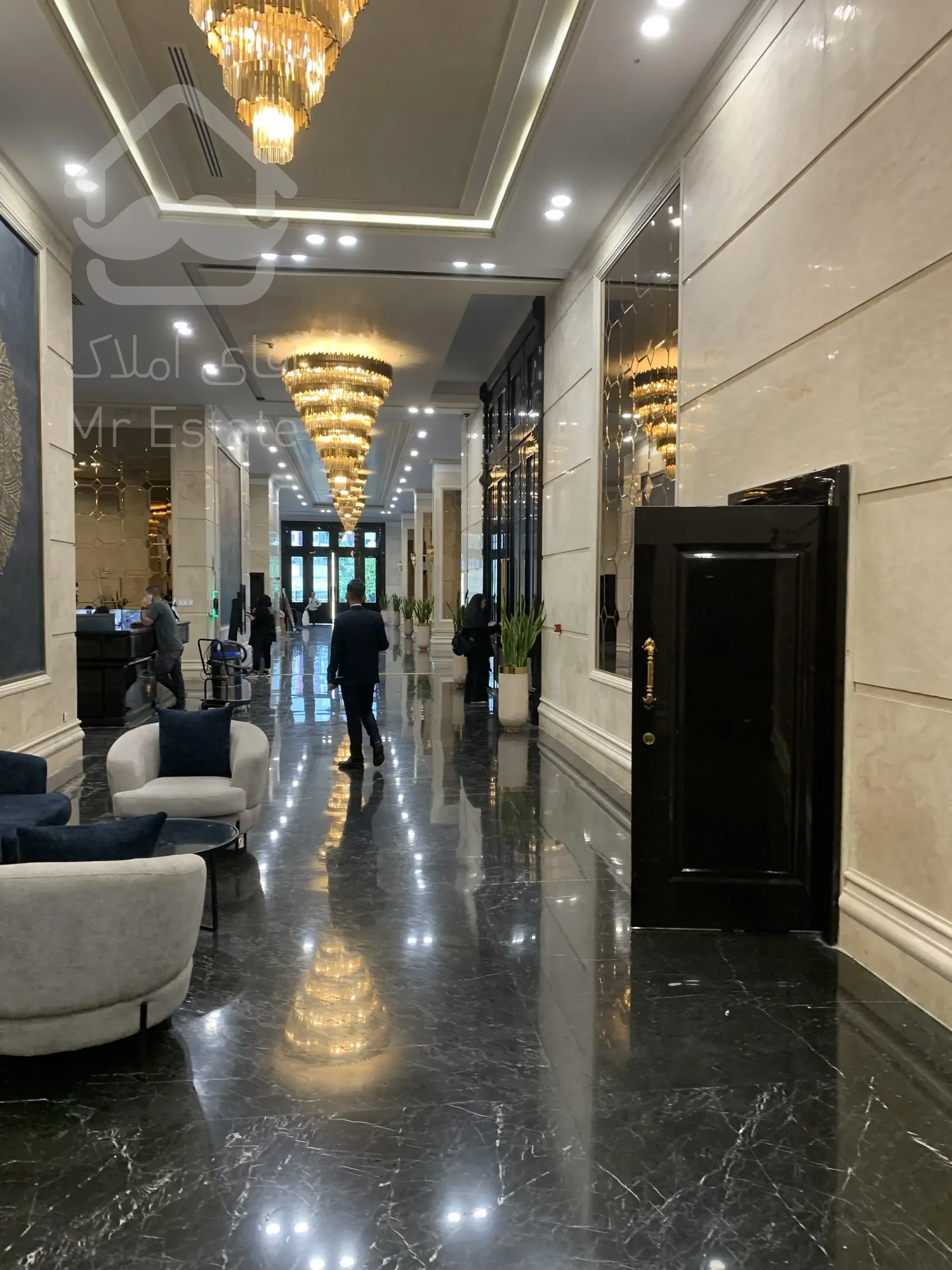 پیش فروش واحد تجاری 27 متری در رونیکامال ،امضایی مدرن در قلب پونک