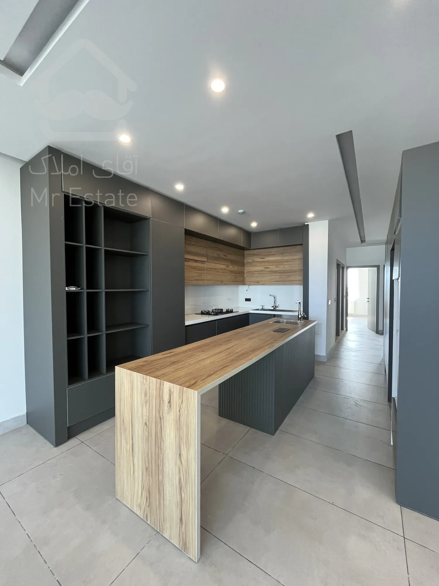 فروش آپارتمان ۲۰۰ متری بر اصلی بلوار اطبا