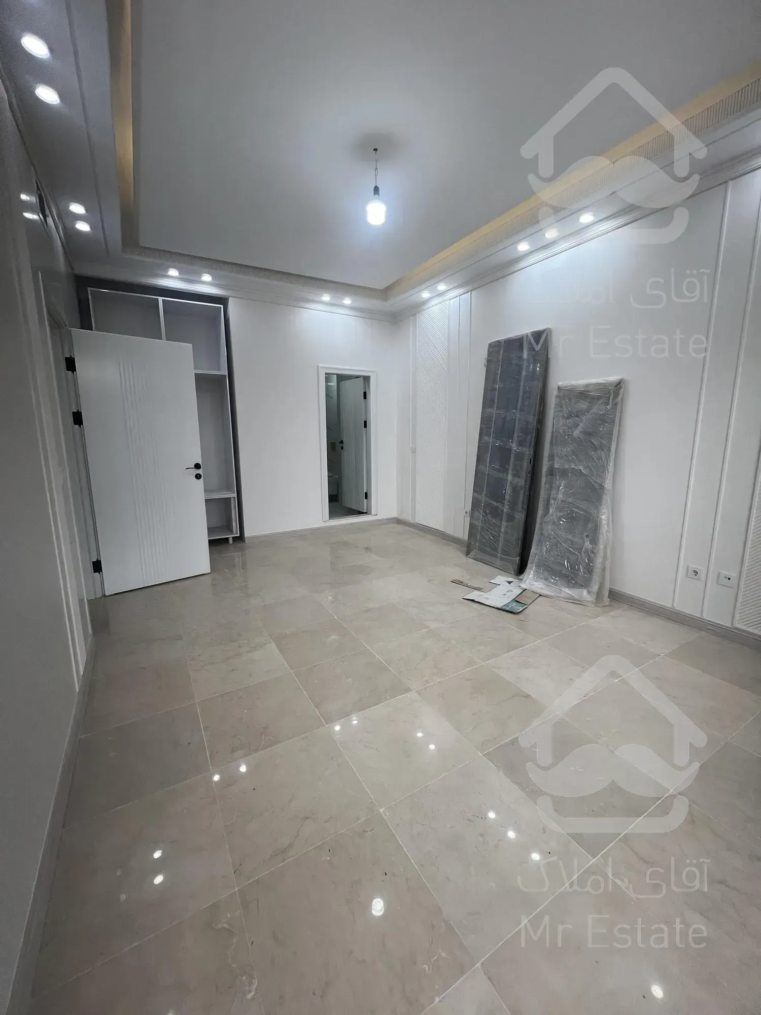 فروش آپارتمان نوساز تک واحدی  / شهرک راه اهن