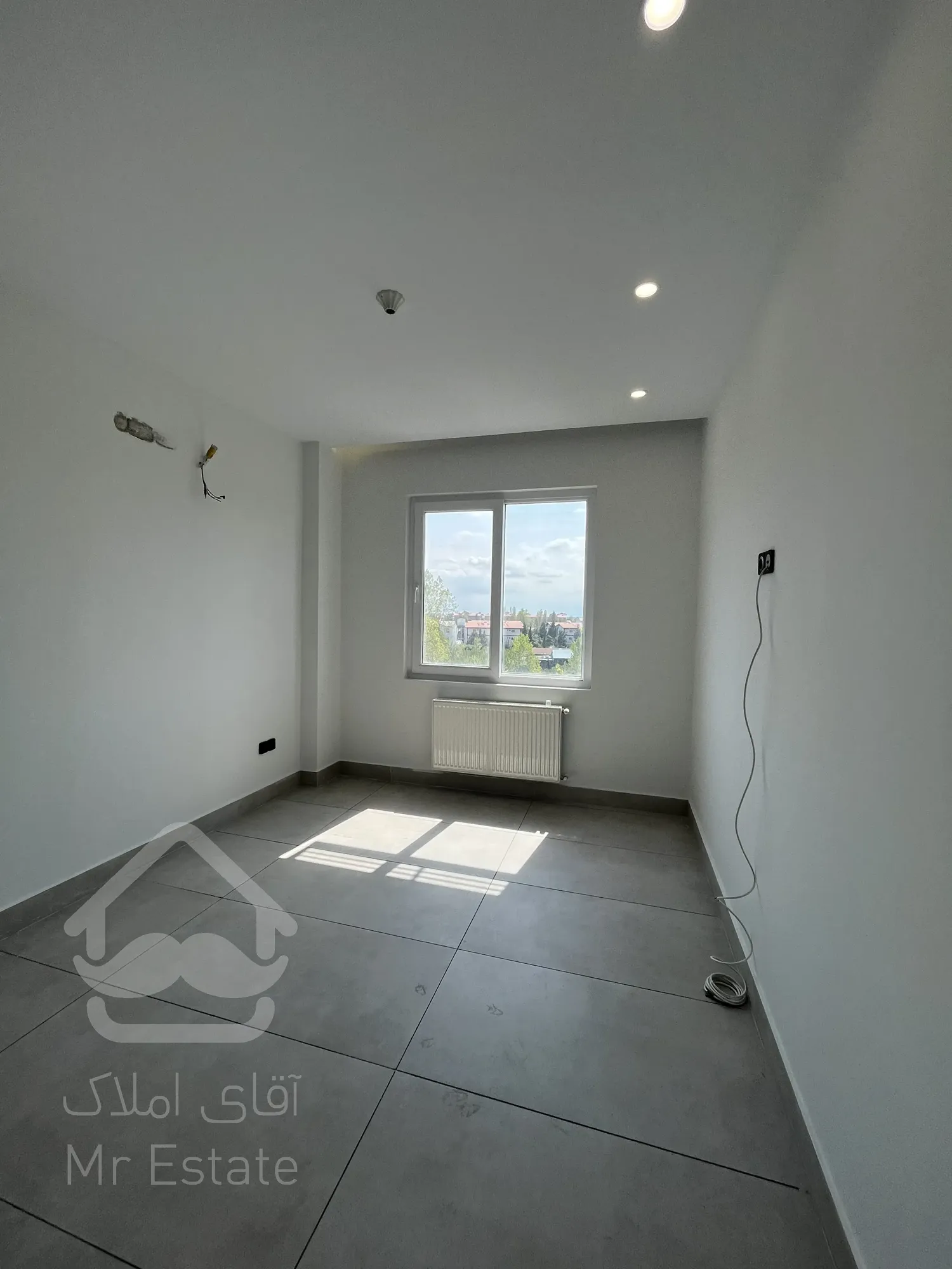 فروش آپارتمان ۲۰۰ متری بر اصلی بلوار اطبا