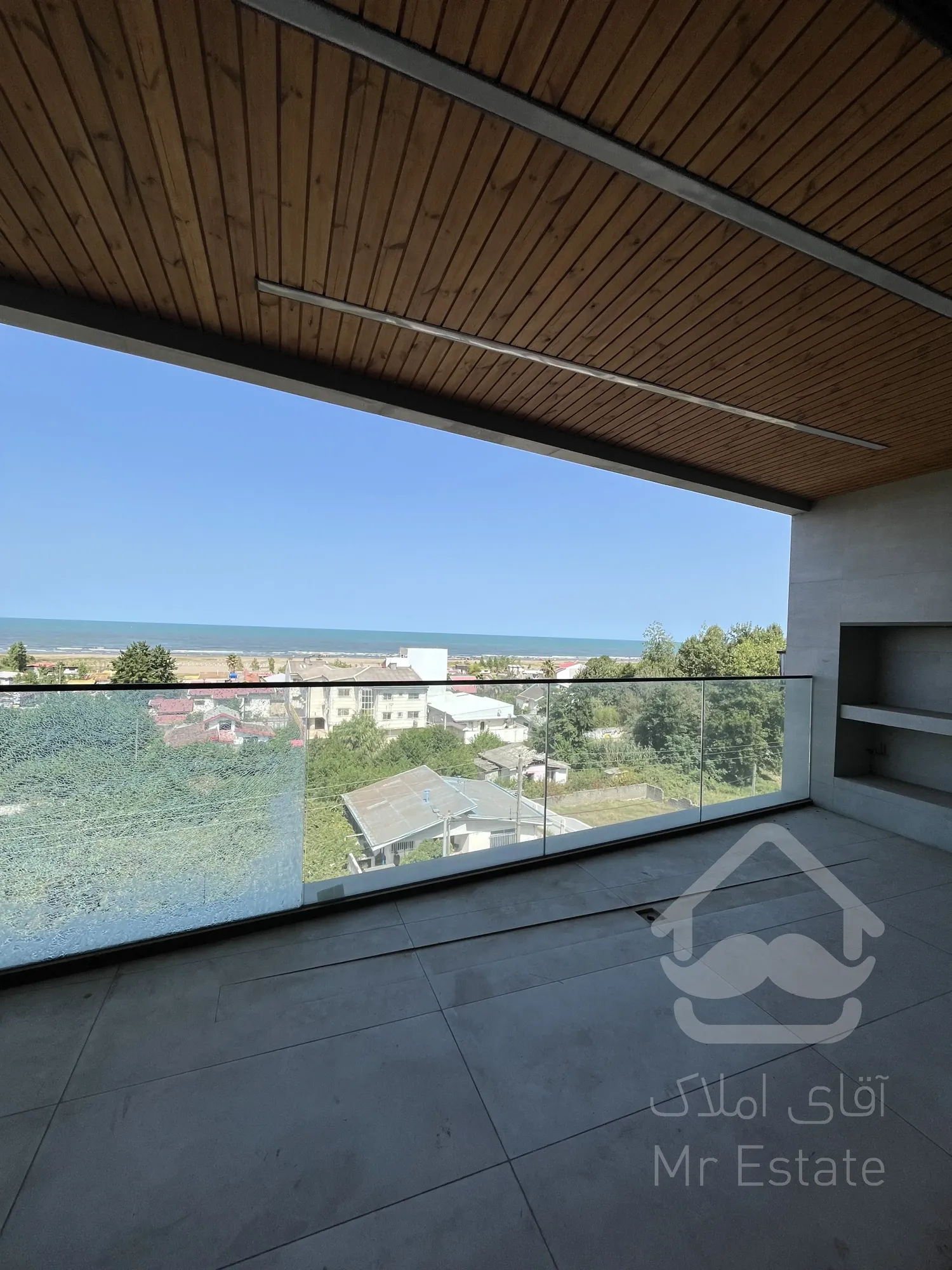 فروش آپارتمان ۲۰۰ متری بر اصلی بلوار اطبا