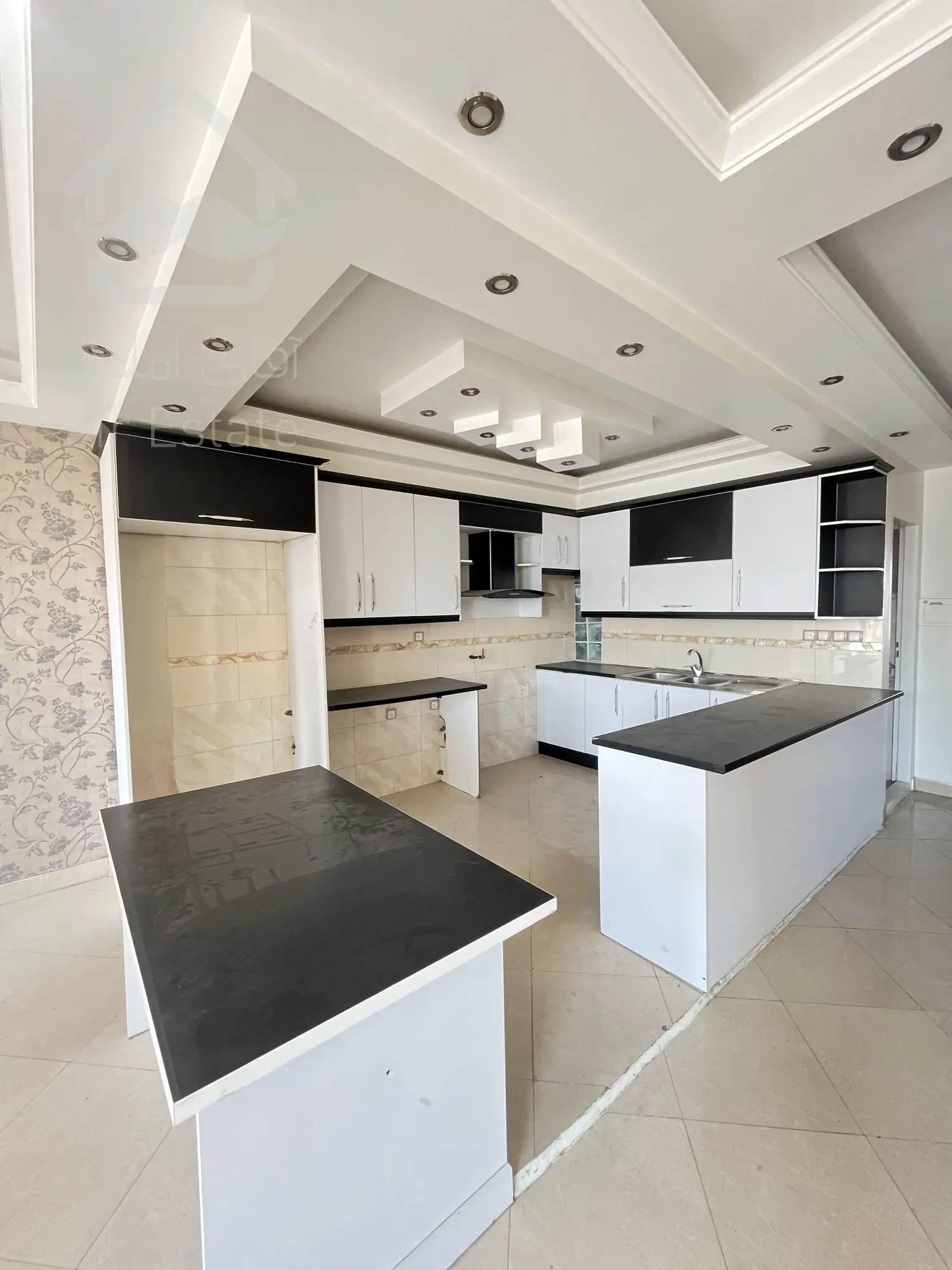 اجاره 160 متری اختیاریه