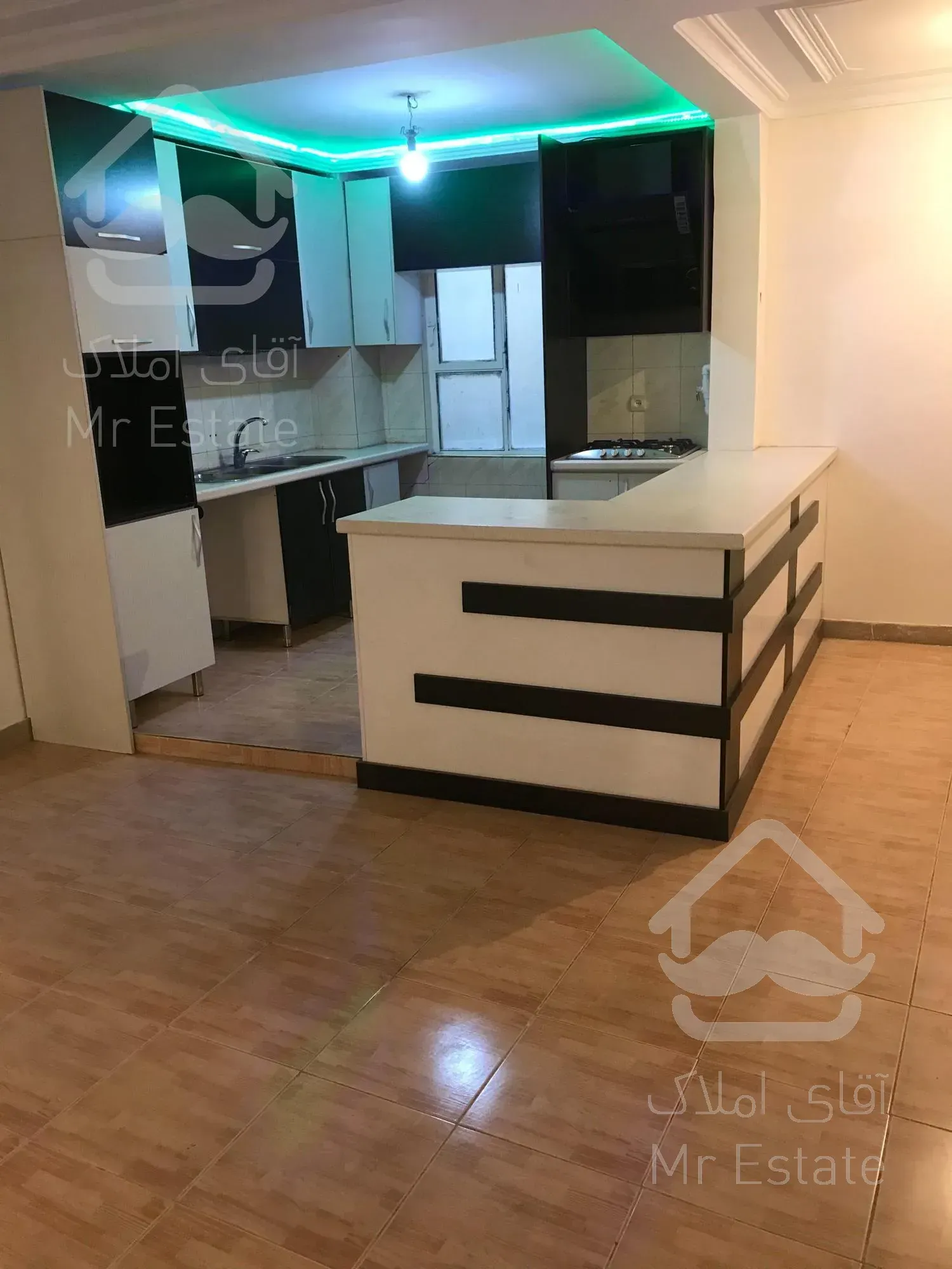 50 متر تک واحدی با پارکینگ بازسازی شده