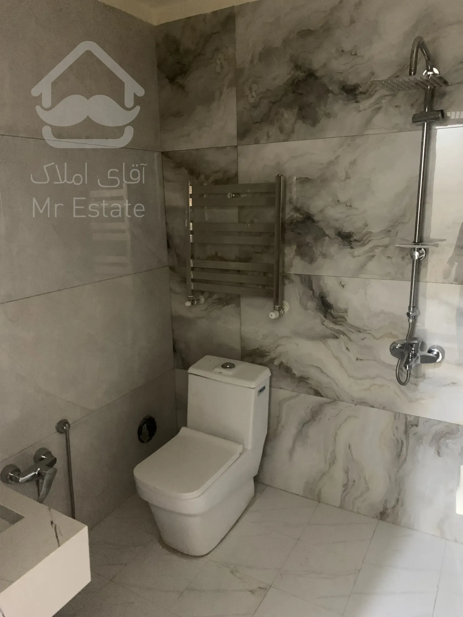 دو خواب کلید نخورده سهروردی جنوبی تک واحدی طبقه دوم