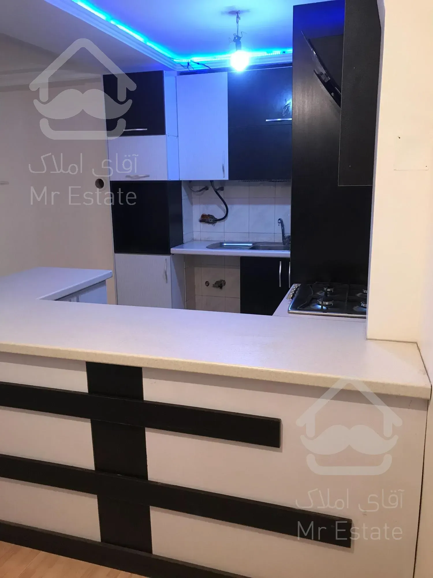 50 متر تک واحدی با پارکینگ بازسازی شده