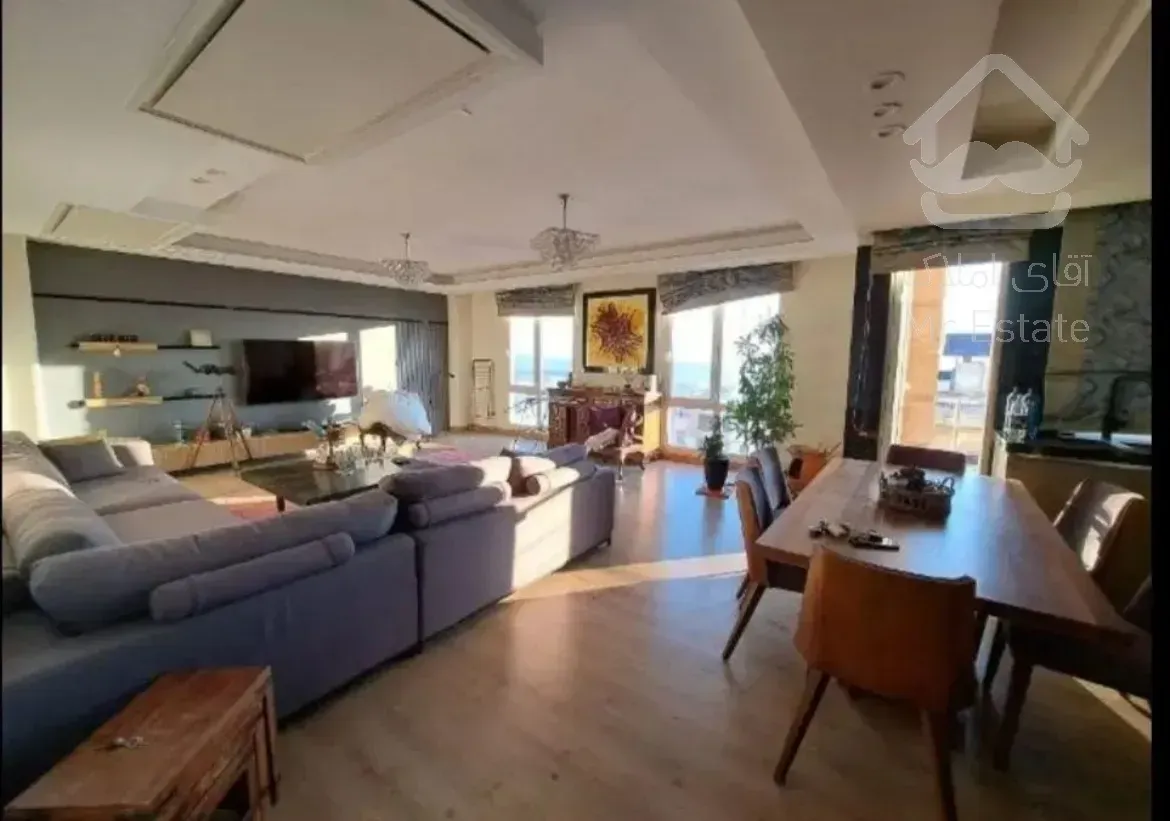 اپارتمان۱۰۸متری کم سن در بلوار فردوس