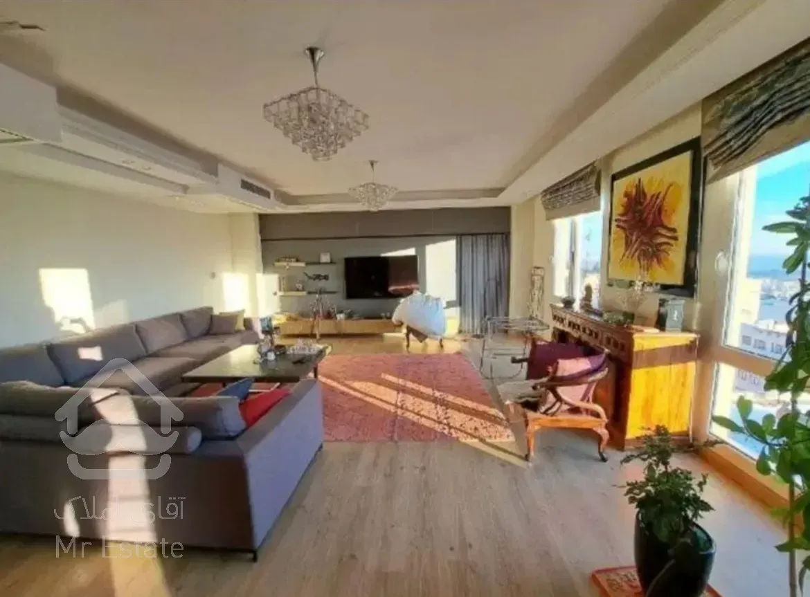 اپارتمان۱۰۸متری کم سن در بلوار فردوس