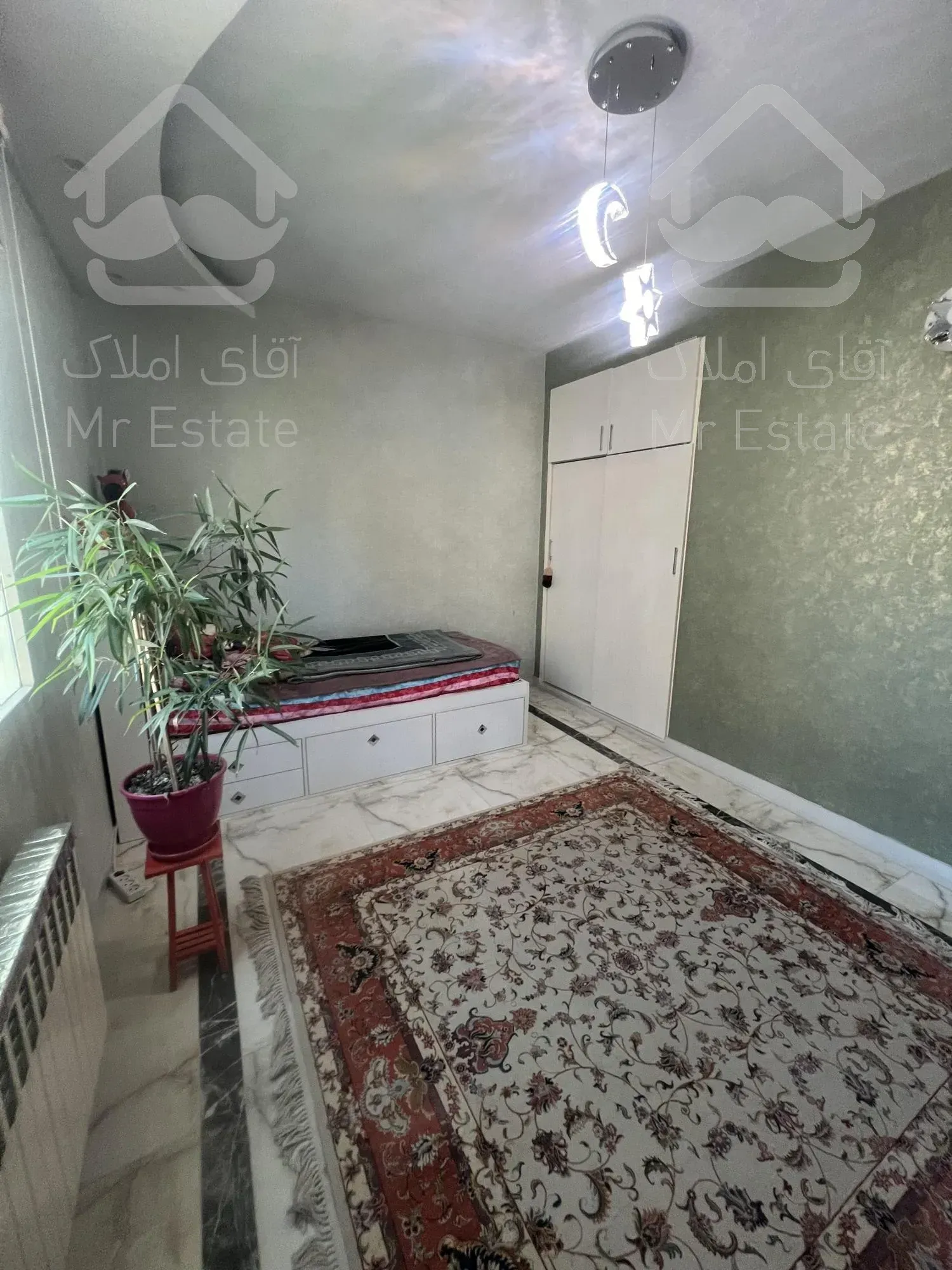 فروش واحد ۱۱۵ متری / دریاچه