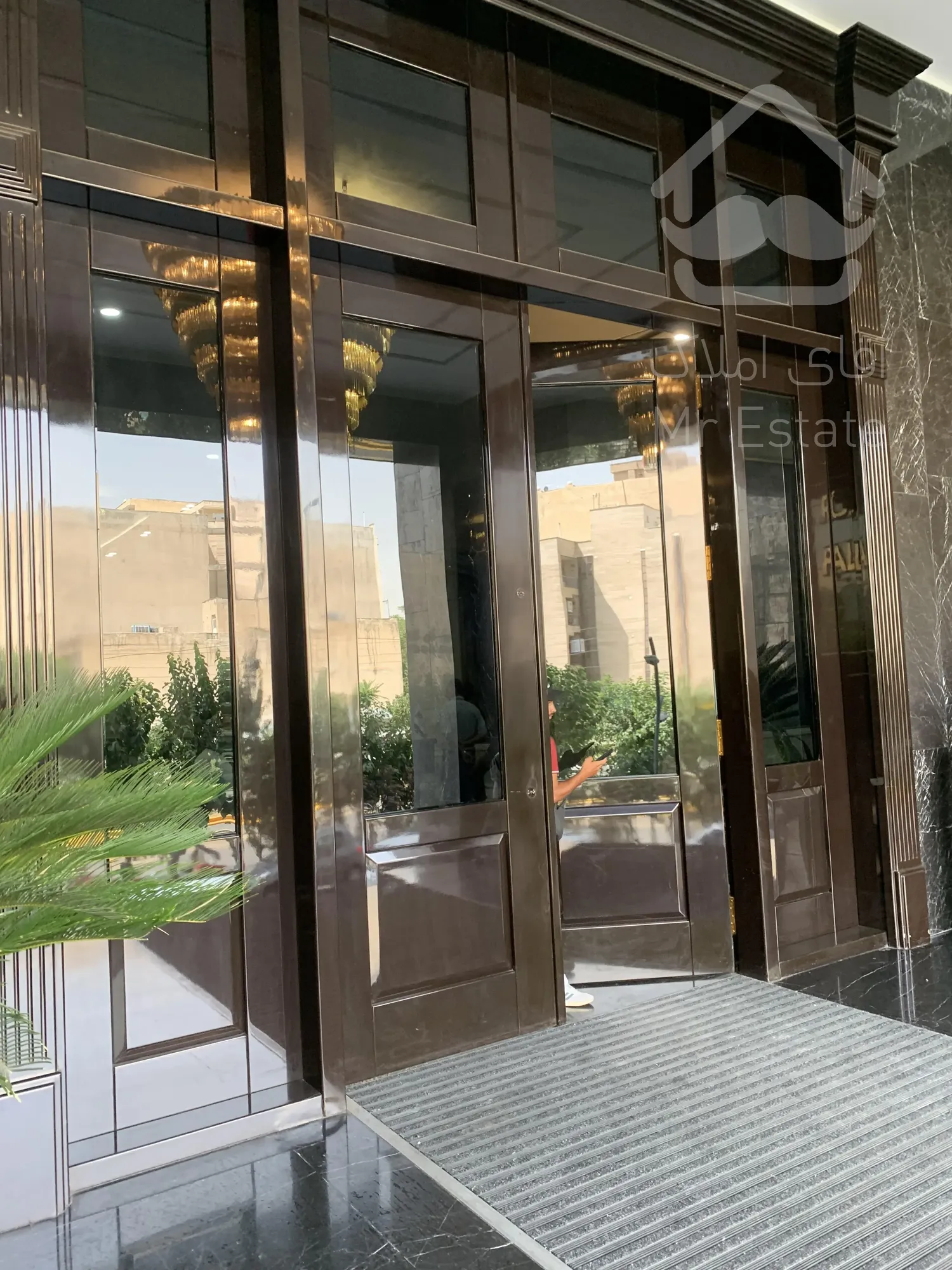 فروش آپارتمان اداری مدرن 84متری در تنها برج اداری تهران