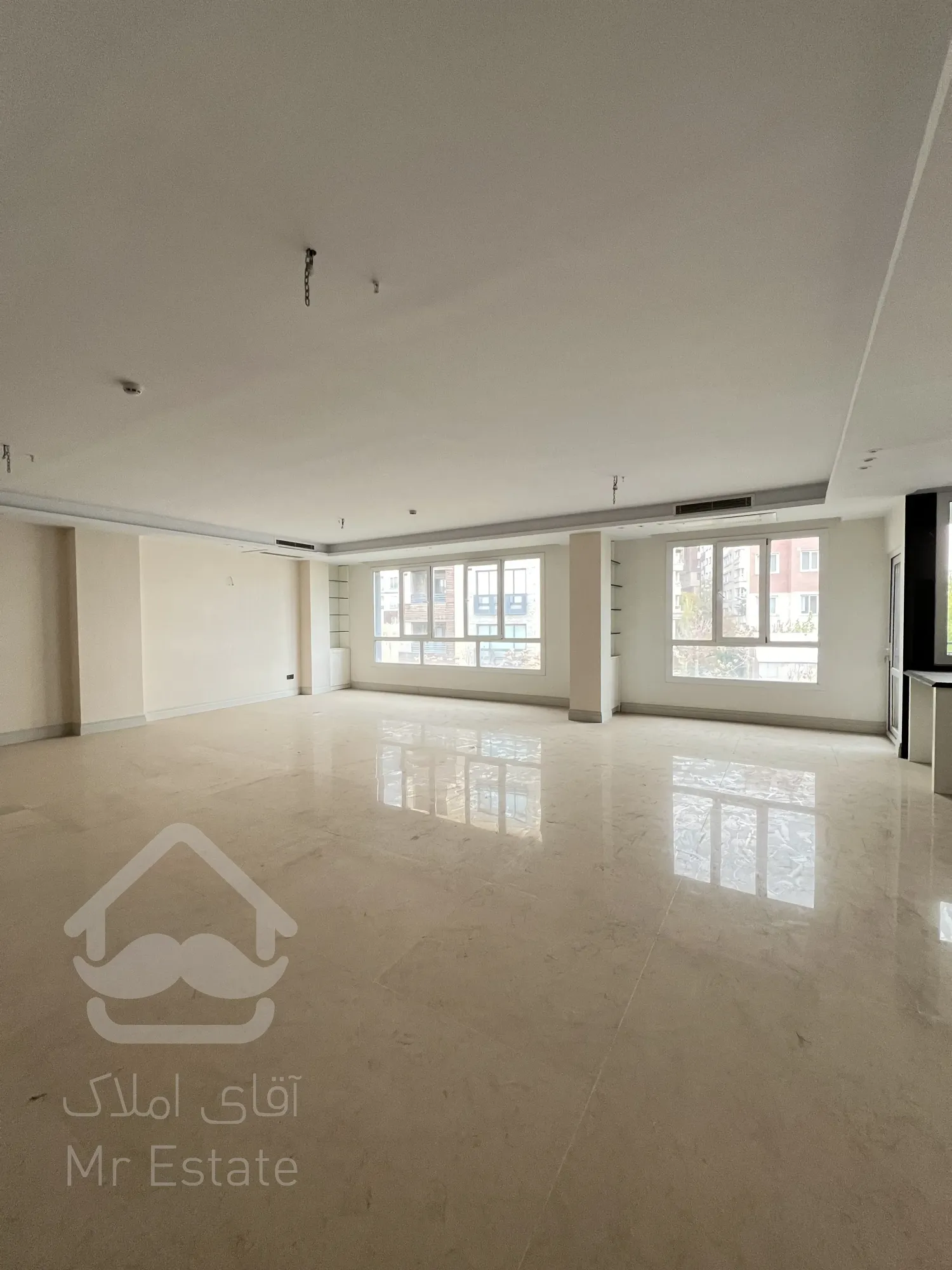 280 متر/نیاوران/کلید نخورده/فول