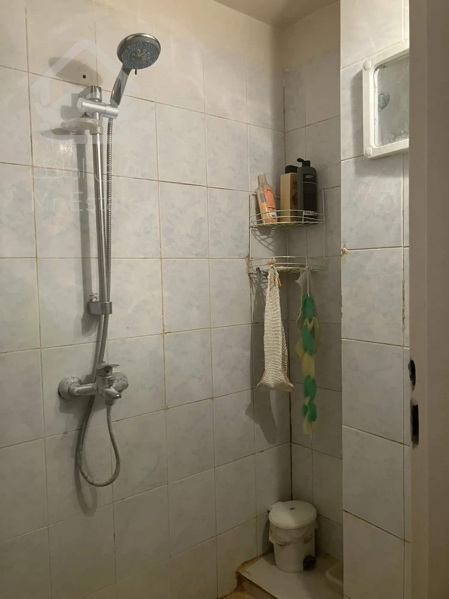 تک واحدی ۴۰ متری با پارکینگ / آهنگ