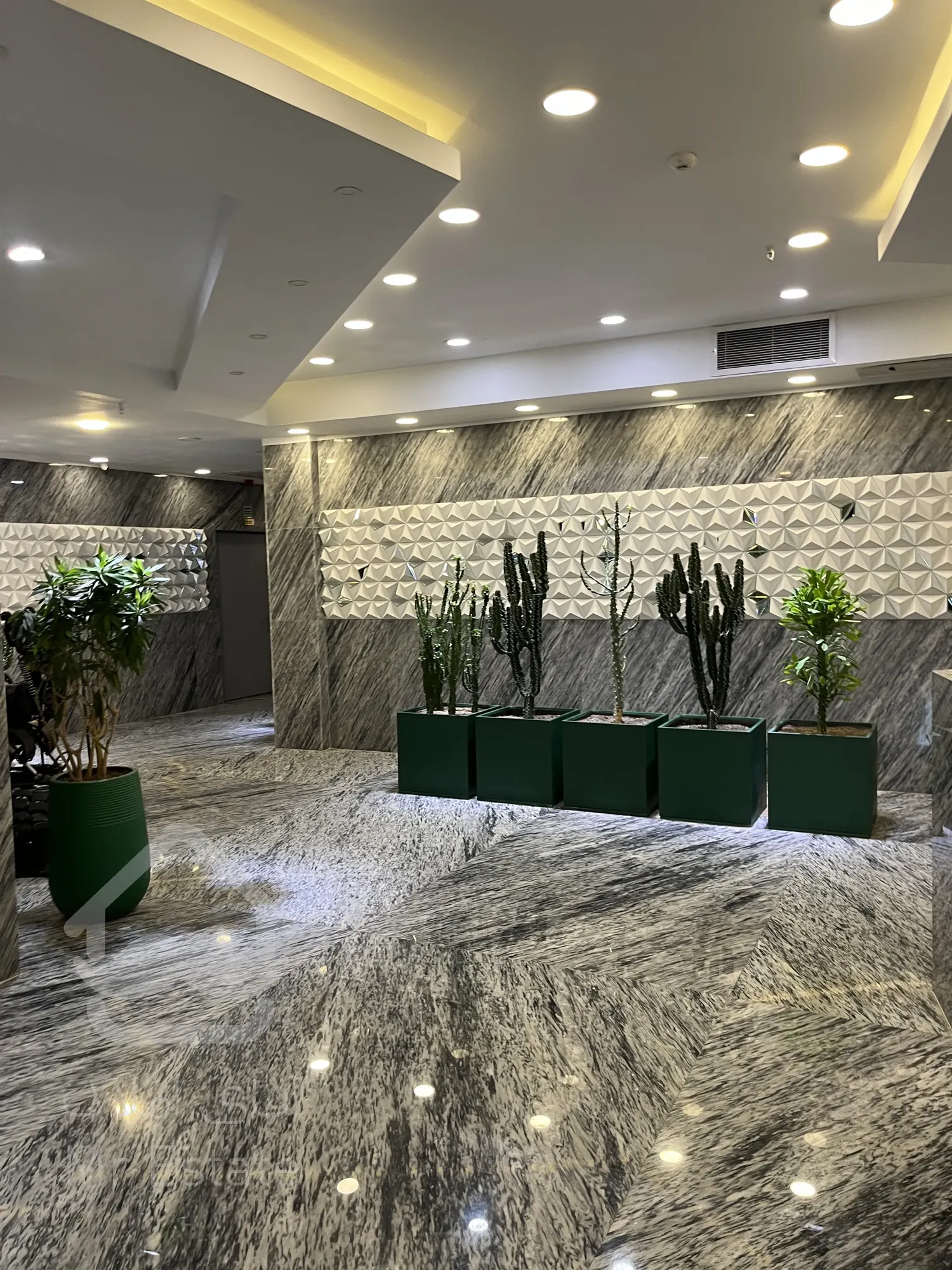 فروش 122 متری هروی