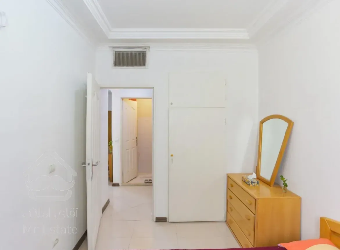 ۶۸متری غرق نور در بلوار فردوس غرب