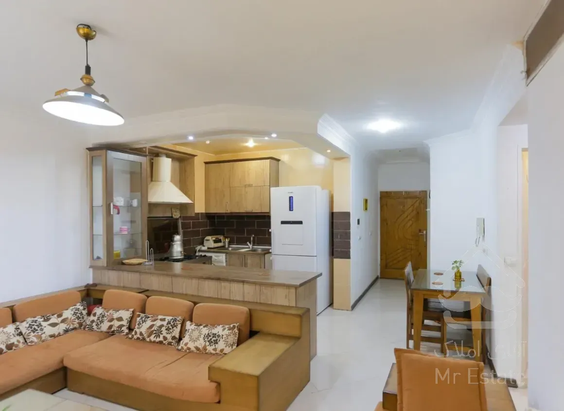 ۶۸متری غرق نور در بلوار فردوس غرب