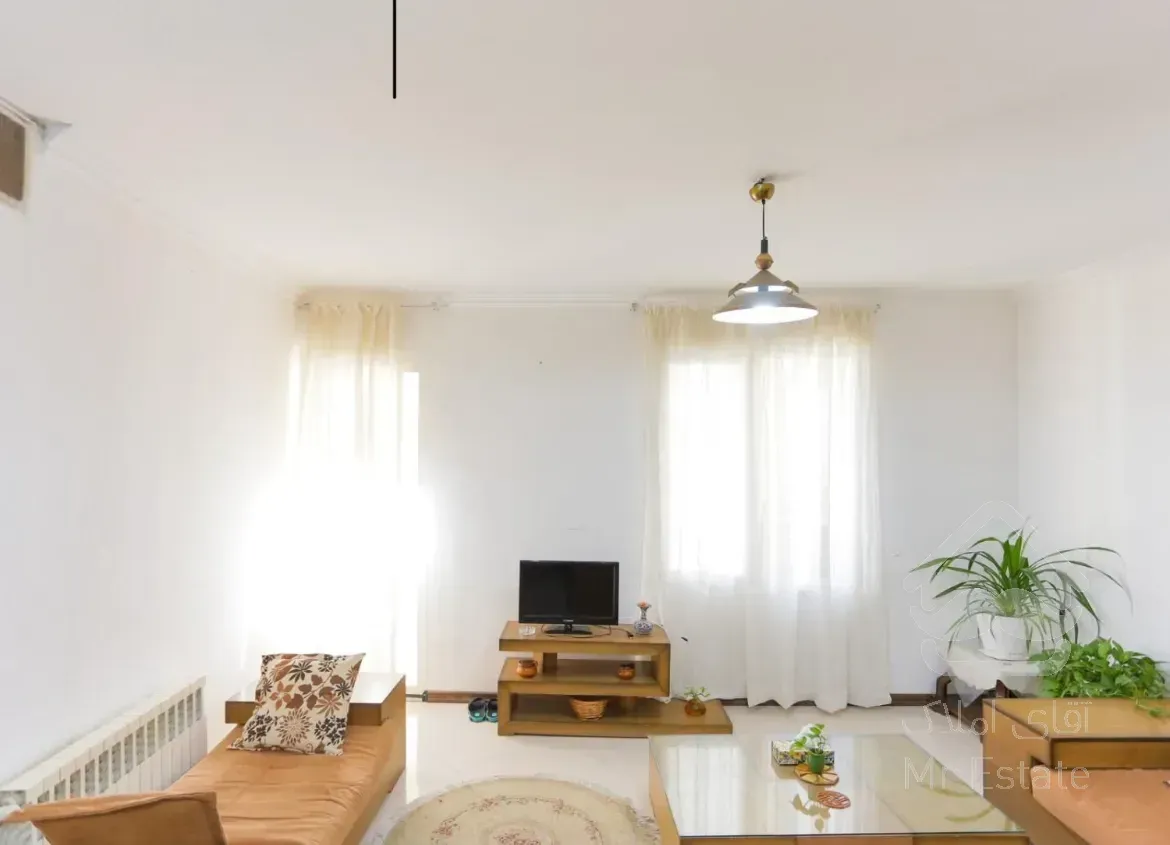 ۶۸متری غرق نور در بلوار فردوس غرب