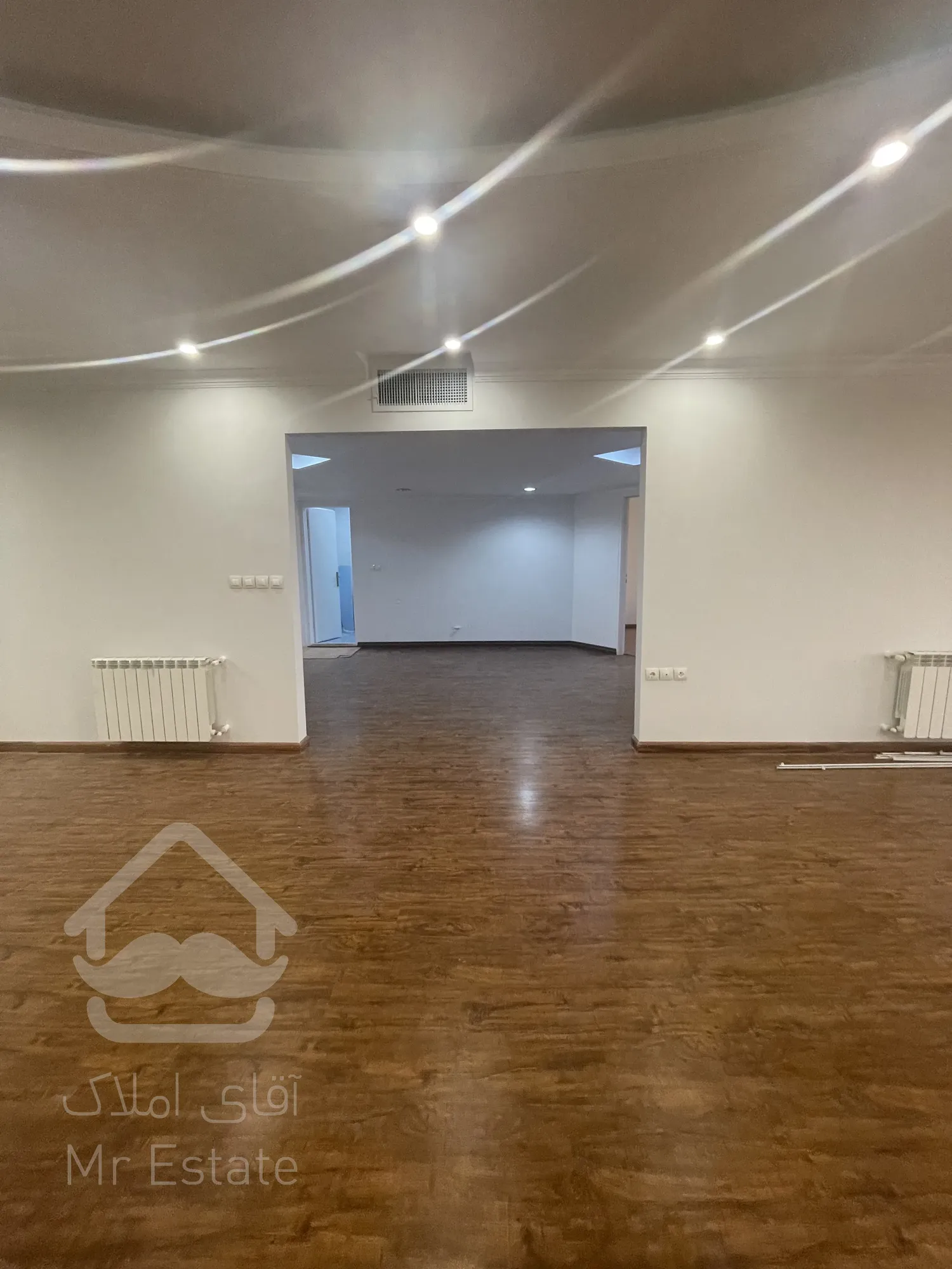 اجاره ۱۸۰ متر قابل تبدیل ۴ خواب نو سازی شده