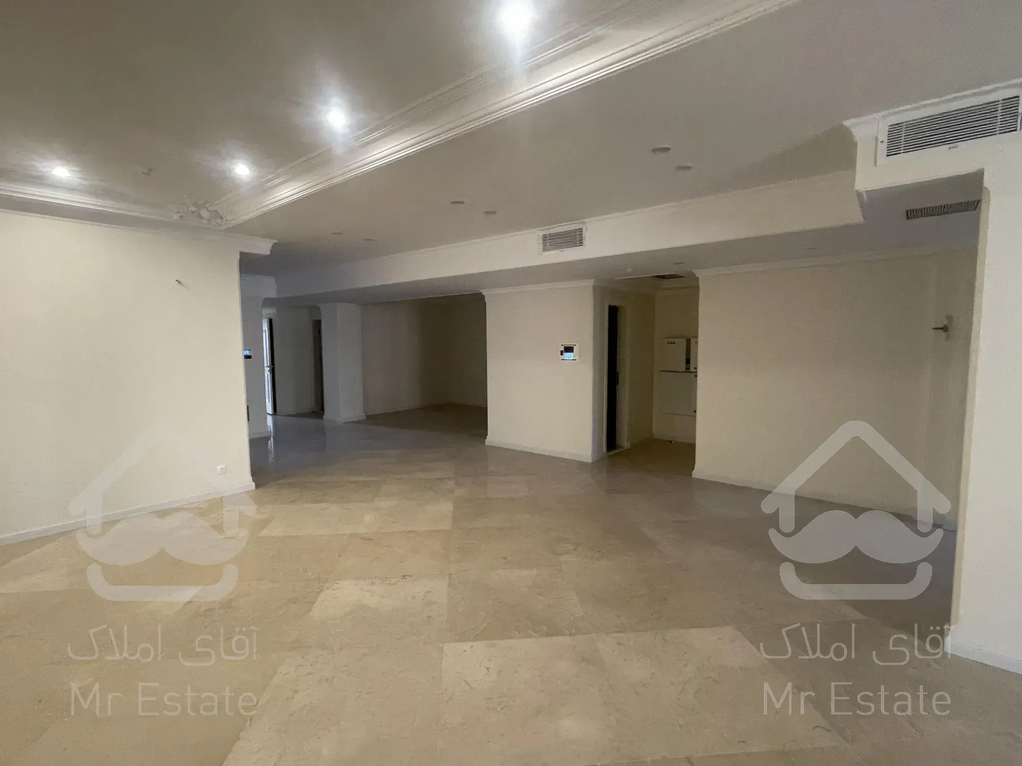 250 متر کلید نخورده در قلب دروس