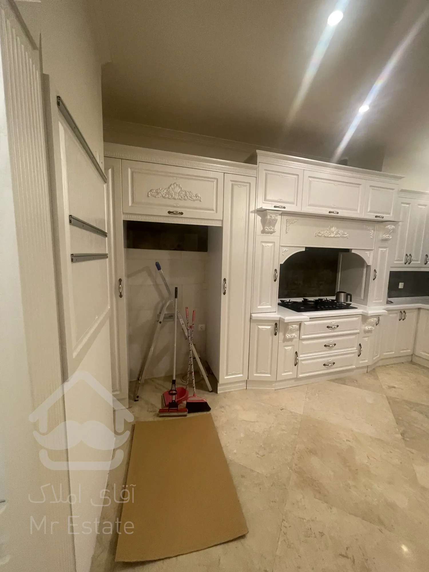 اجاره 200 متری پاسداران