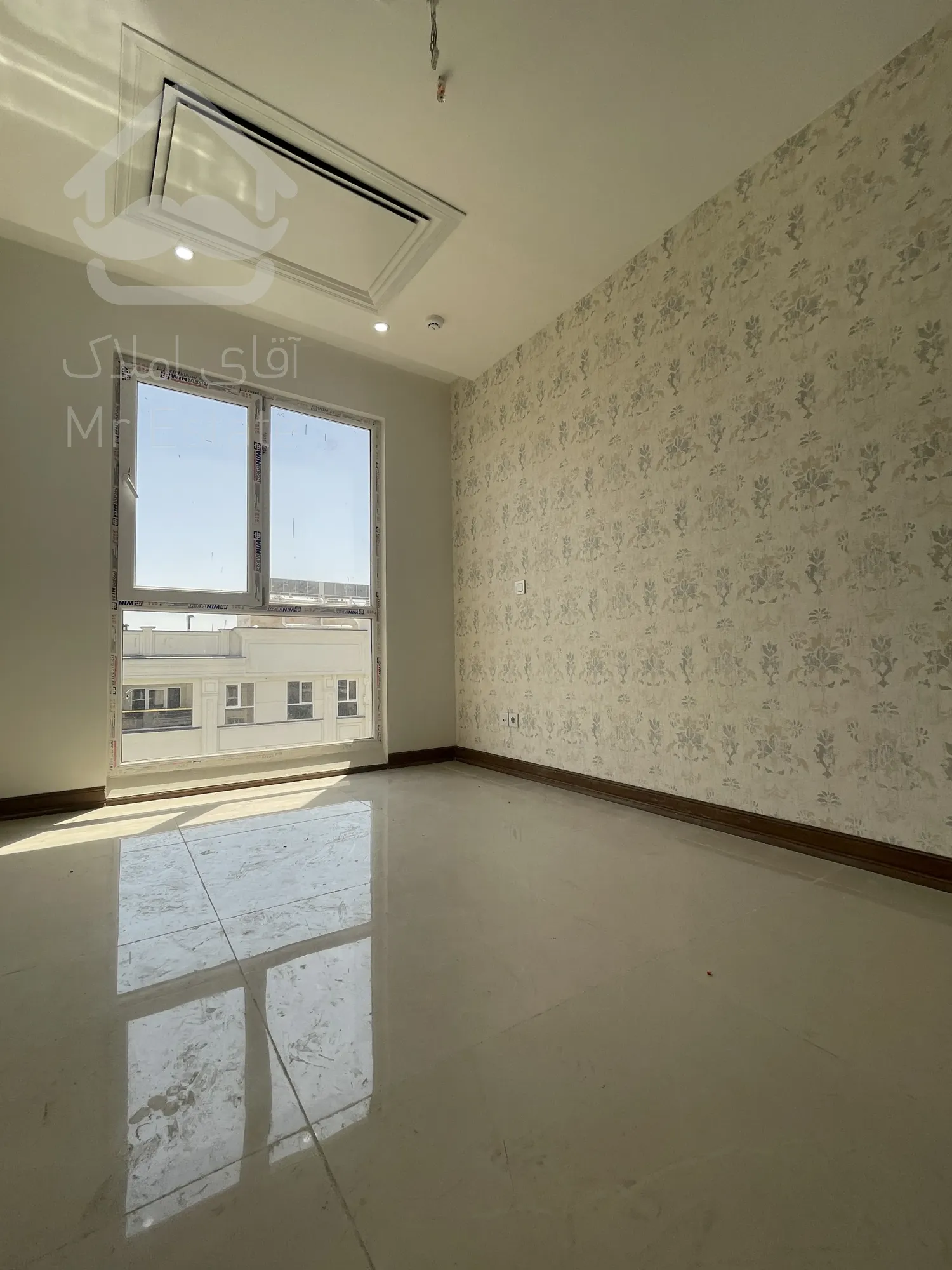 فروش آپارتمان ۱۱۷ متری ۲ خوابه در رونیکا پالاس پاسداران