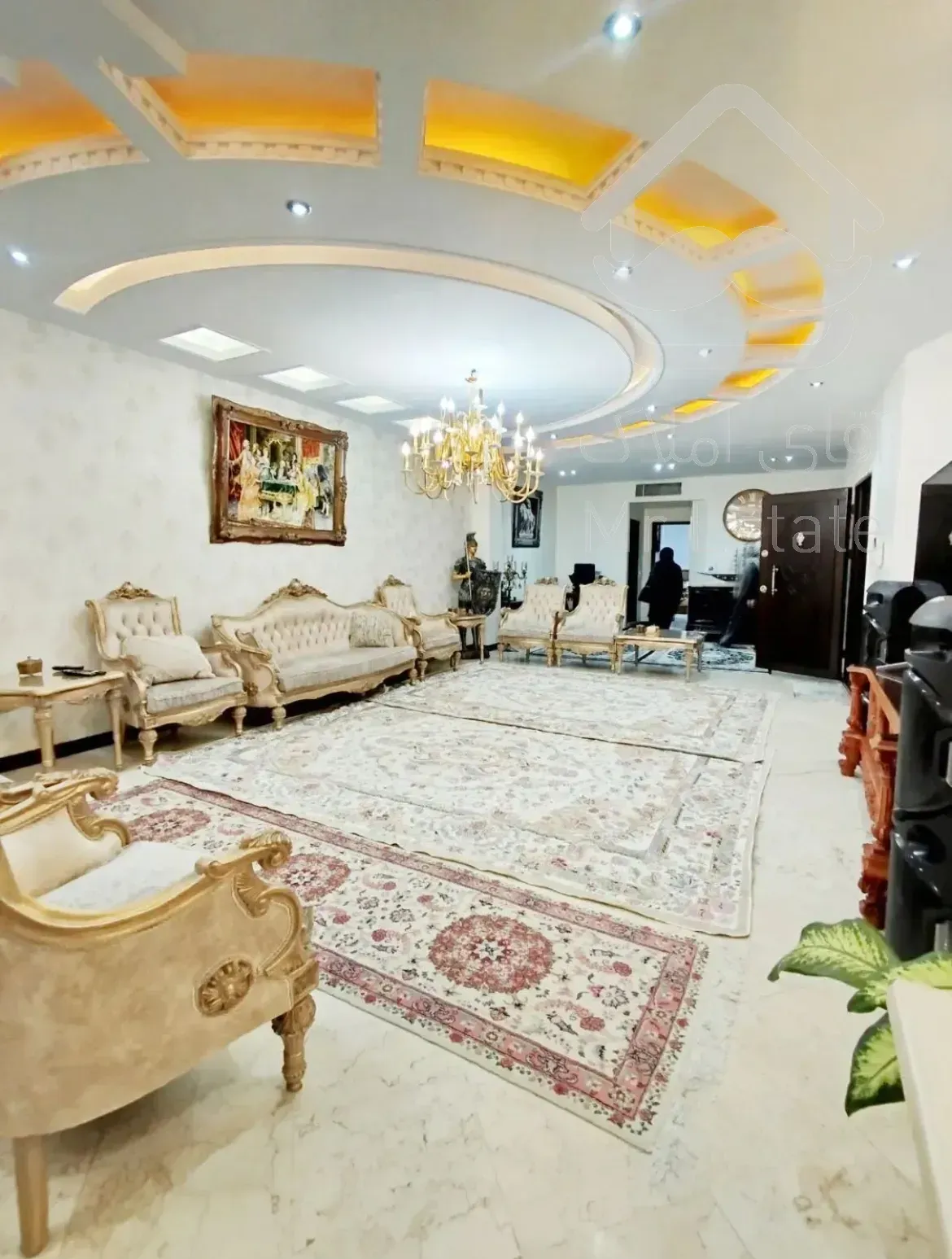 ۱۱۰متر فول امکانات و کم سن در شهرزیبا