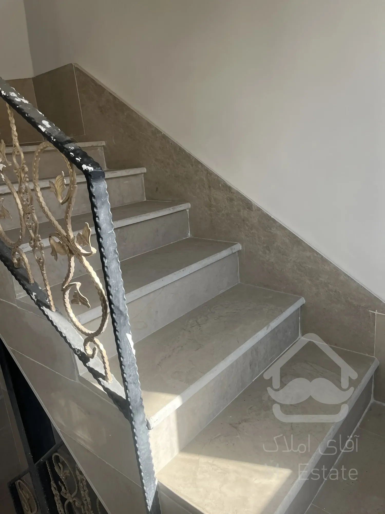 رهن کامل/ ۷۵ متر/۲خوابه/ تخلیه / نقاشی شده