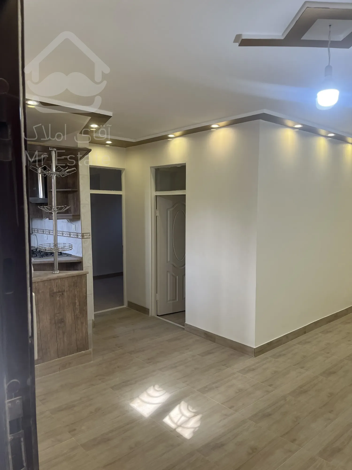 رهن کامل/ ۷۵ متر/۲خوابه/ تخلیه / نقاشی شده